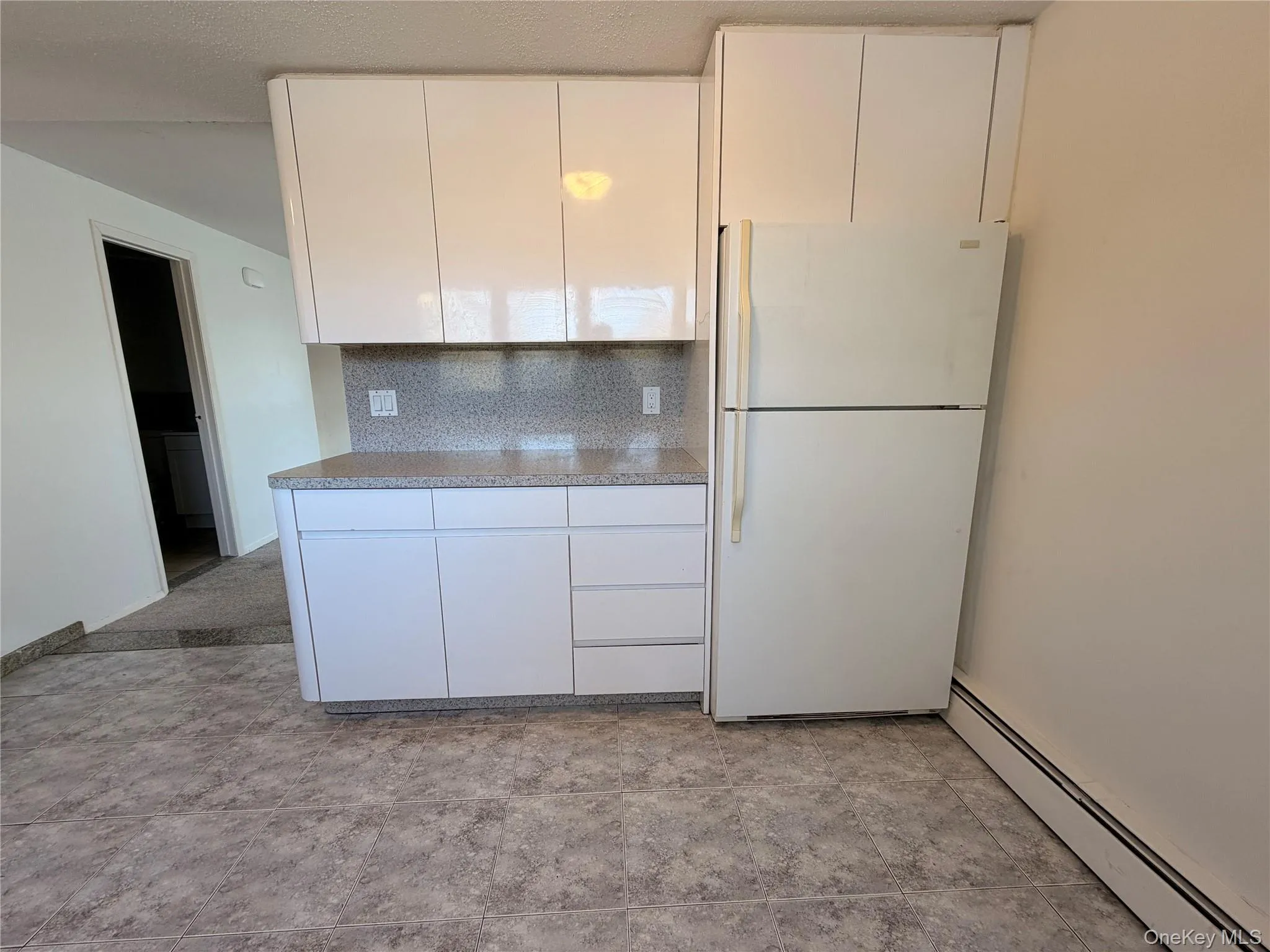 3535 Park Avenue, Hempstead, NY, 1 Bedroom Bedrooms, 3 Rooms Rooms,1 BathroomBathrooms,Residential Lease,For Rent,Park,0,990035 3535 Park Avenue, Hempstead, NY, 1 Bedroom Bedrooms, 3 Rooms Rooms,1 BathroomBathrooms,Residential Lease,For Rent,Park,0,990035