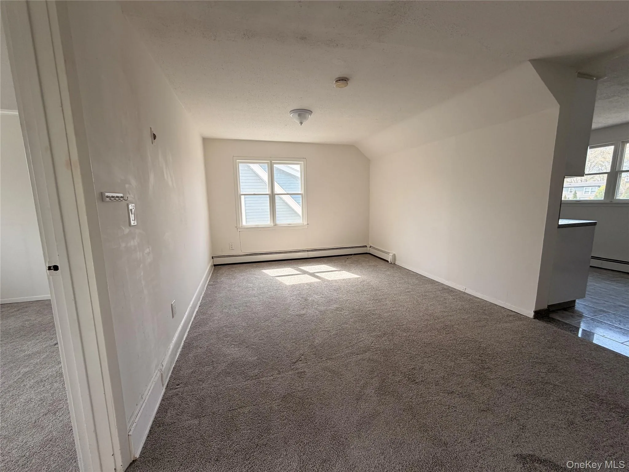 3535 Park Avenue, Hempstead, NY, 1 Bedroom Bedrooms, 3 Rooms Rooms,1 BathroomBathrooms,Residential Lease,For Rent,Park,0,990035 3535 Park Avenue, Hempstead, NY, 1 Bedroom Bedrooms, 3 Rooms Rooms,1 BathroomBathrooms,Residential Lease,For Rent,Park,0,990035