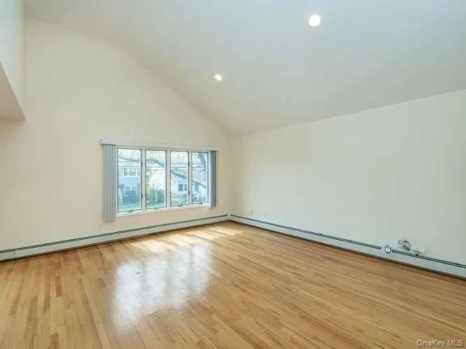 11 7th Street, Oyster Bay, NY, 4 Bedrooms Bedrooms, 7 Rooms Rooms,2 BathroomsBathrooms,Residential Lease,For Rent,7th,0,990047 11 7th Street, Oyster Bay, NY, 4 Bedrooms Bedrooms, 7 Rooms Rooms,2 BathroomsBathrooms,Residential Lease,For Rent,7th,0,990047