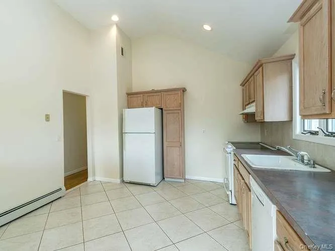 11 7th Street, Oyster Bay, NY, 4 Bedrooms Bedrooms, 7 Rooms Rooms,2 BathroomsBathrooms,Residential Lease,For Rent,7th,0,990047 11 7th Street, Oyster Bay, NY, 4 Bedrooms Bedrooms, 7 Rooms Rooms,2 BathroomsBathrooms,Residential Lease,For Rent,7th,0,990047