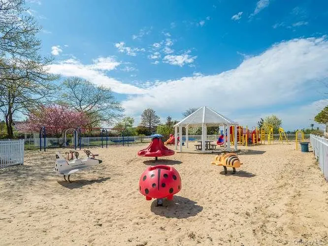 11 7th Street, Oyster Bay, NY, 4 Bedrooms Bedrooms, 7 Rooms Rooms,2 BathroomsBathrooms,Residential Lease,For Rent,7th,0,990047 11 7th Street, Oyster Bay, NY, 4 Bedrooms Bedrooms, 7 Rooms Rooms,2 BathroomsBathrooms,Residential Lease,For Rent,7th,0,990047