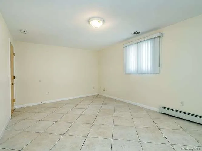 11 7th Street, Oyster Bay, NY, 4 Bedrooms Bedrooms, 7 Rooms Rooms,2 BathroomsBathrooms,Residential Lease,For Rent,7th,0,990047 11 7th Street, Oyster Bay, NY, 4 Bedrooms Bedrooms, 7 Rooms Rooms,2 BathroomsBathrooms,Residential Lease,For Rent,7th,0,990047