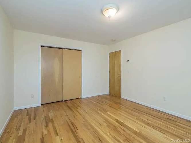 11 7th Street, Oyster Bay, NY, 4 Bedrooms Bedrooms, 7 Rooms Rooms,2 BathroomsBathrooms,Residential Lease,For Rent,7th,0,990047 11 7th Street, Oyster Bay, NY, 4 Bedrooms Bedrooms, 7 Rooms Rooms,2 BathroomsBathrooms,Residential Lease,For Rent,7th,0,990047