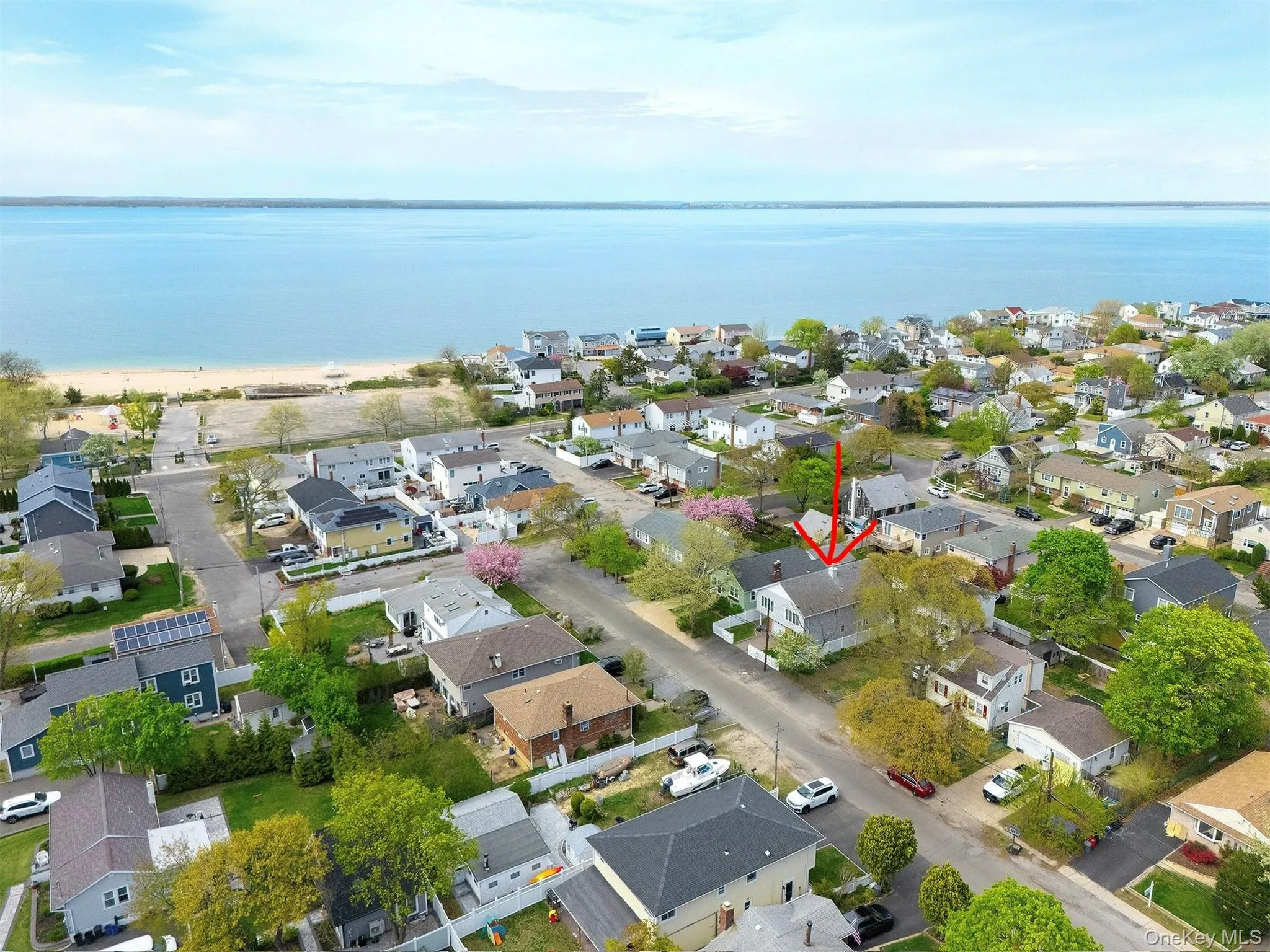 11 7th Street, Oyster Bay, NY, 4 Bedrooms Bedrooms, 7 Rooms Rooms,2 BathroomsBathrooms,Residential Lease,For Rent,7th,0,990047 11 7th Street, Oyster Bay, NY, 4 Bedrooms Bedrooms, 7 Rooms Rooms,2 BathroomsBathrooms,Residential Lease,For Rent,7th,0,990047