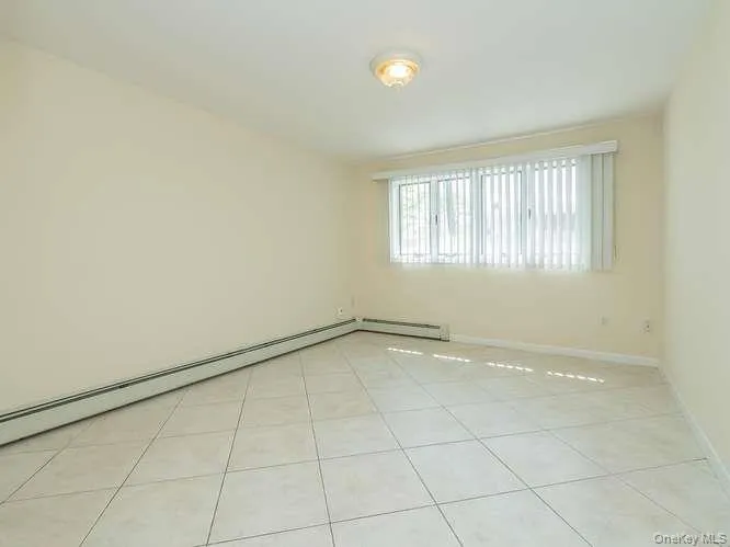 11 7th Street, Oyster Bay, NY, 4 Bedrooms Bedrooms, 7 Rooms Rooms,2 BathroomsBathrooms,Residential Lease,For Rent,7th,0,990047 11 7th Street, Oyster Bay, NY, 4 Bedrooms Bedrooms, 7 Rooms Rooms,2 BathroomsBathrooms,Residential Lease,For Rent,7th,0,990047