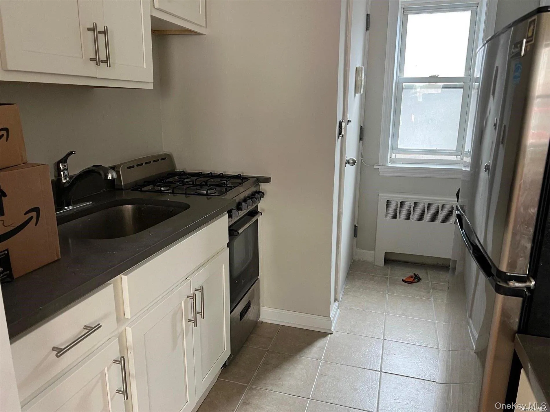 830 Broadway, Long Beach, NY, 1 Room Rooms,1 BathroomBathrooms,Residential Lease,For Rent,Broadway,0,990048 830 Broadway, Long Beach, NY, 1 Room Rooms,1 BathroomBathrooms,Residential Lease,For Rent,Broadway,0,990048