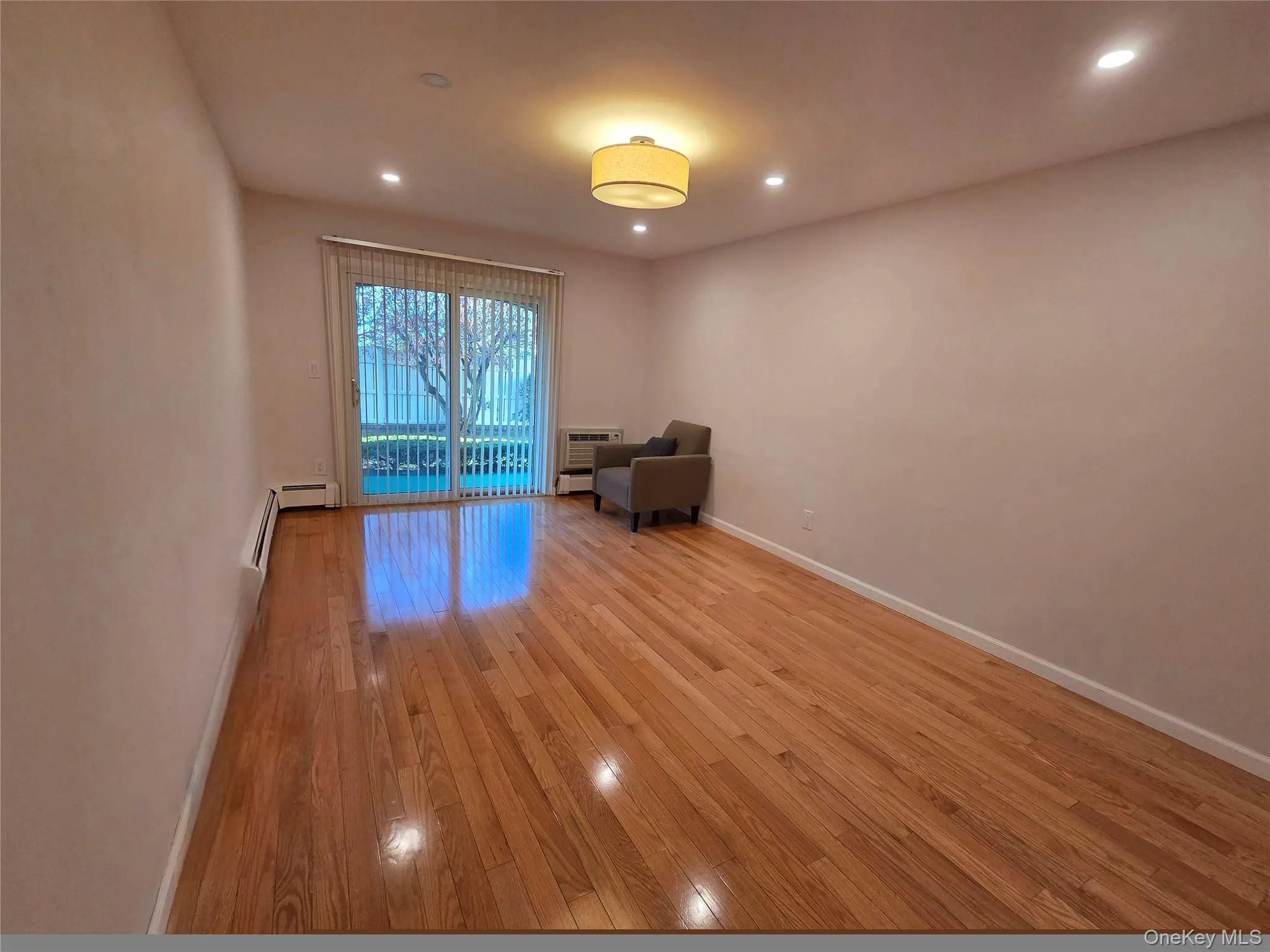 207-25 Darren Drive, New York, NY, 1 Bedroom Bedrooms, 4 Rooms Rooms,1 BathroomBathrooms,Residential Lease,For Rent,Darren,0,990049 207-25 Darren Drive, New York, NY, 1 Bedroom Bedrooms, 4 Rooms Rooms,1 BathroomBathrooms,Residential Lease,For Rent,Darren,0,990049