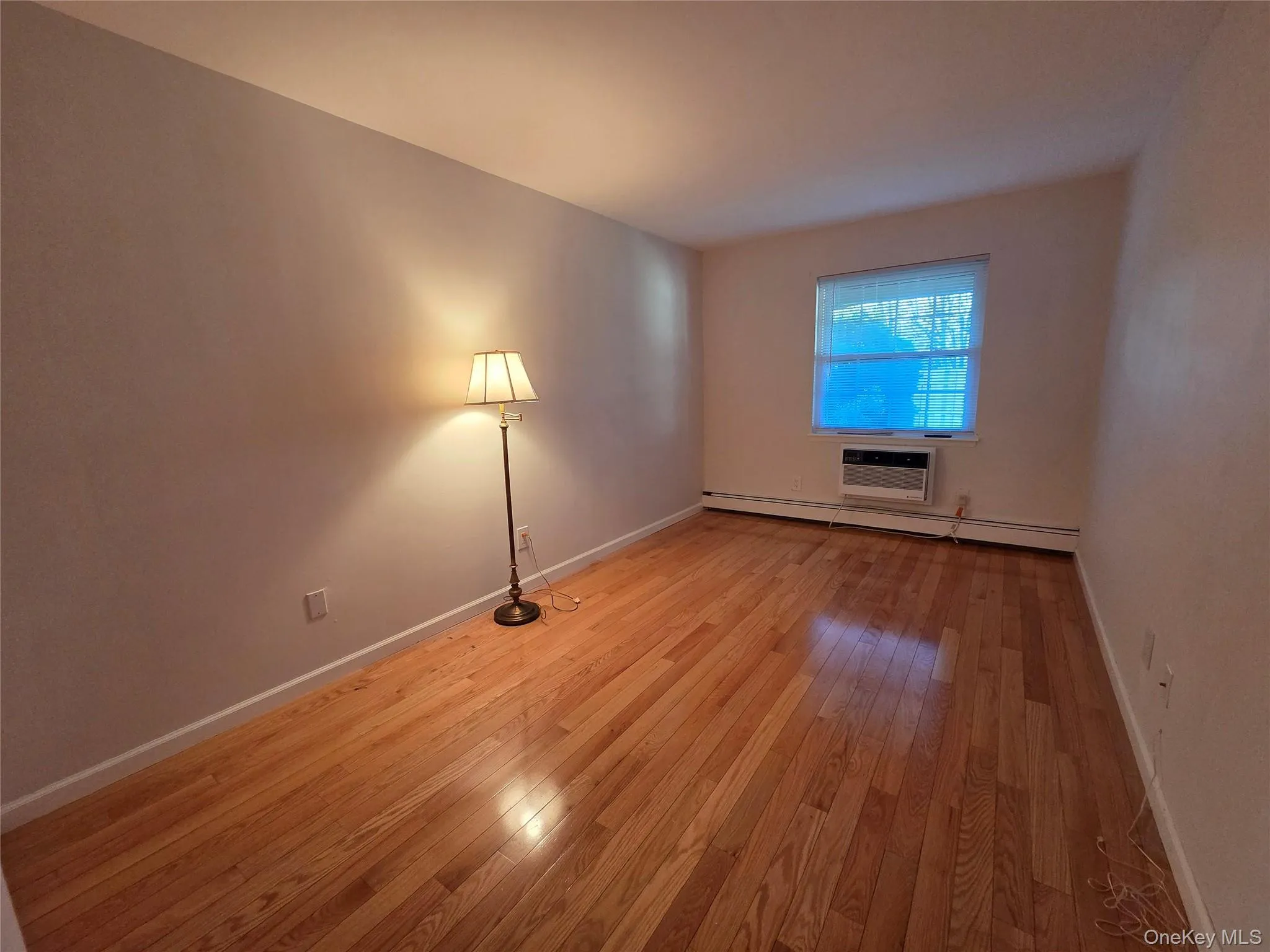 207-25 Darren Drive, New York, NY, 1 Bedroom Bedrooms, 4 Rooms Rooms,1 BathroomBathrooms,Residential Lease,For Rent,Darren,0,990049 207-25 Darren Drive, New York, NY, 1 Bedroom Bedrooms, 4 Rooms Rooms,1 BathroomBathrooms,Residential Lease,For Rent,Darren,0,990049