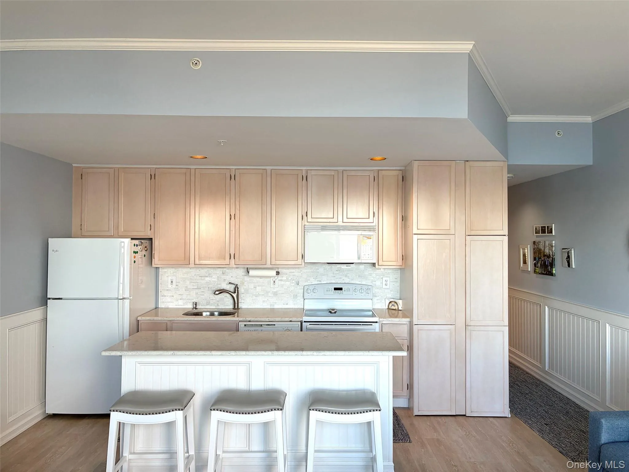 260 Dune, Southampton, NY, 1 Bedroom Bedrooms, 4 Rooms Rooms,2 BathroomsBathrooms,Residential Lease,For Rent,Dune,0,990051 260 Dune, Southampton, NY, 1 Bedroom Bedrooms, 4 Rooms Rooms,2 BathroomsBathrooms,Residential Lease,For Rent,Dune,0,990051