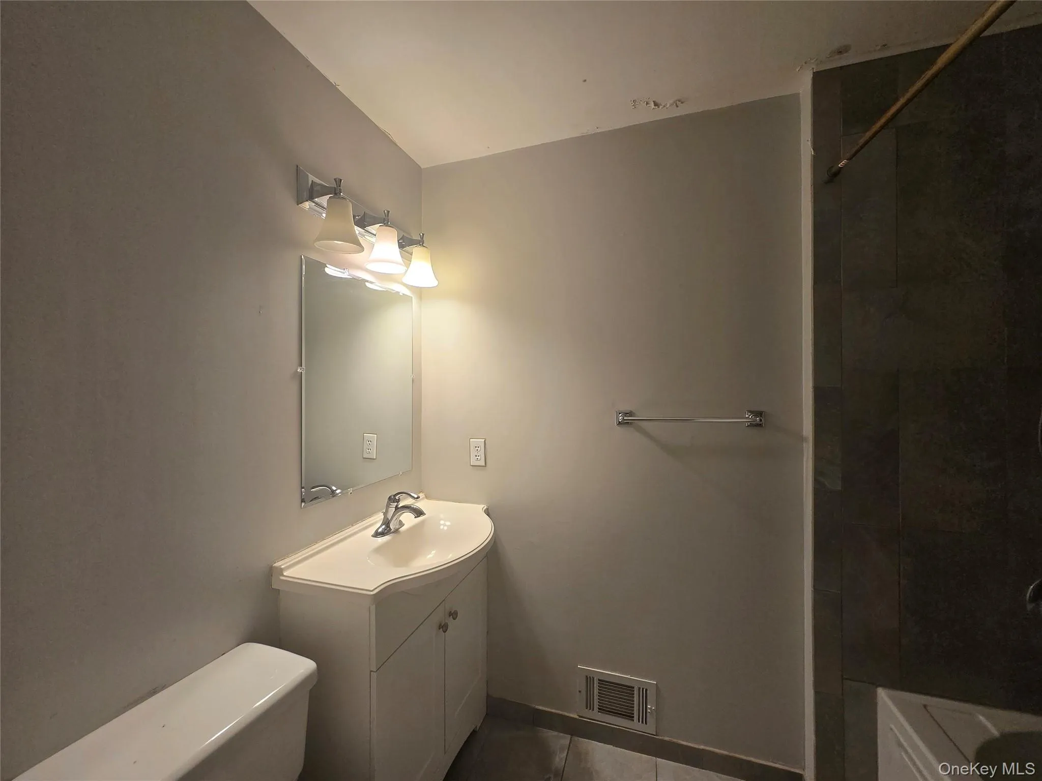 60 Evan Road, Warwick (town), NY, 3 Bedrooms Bedrooms, 6 Rooms Rooms,2 BathroomsBathrooms,Residential Lease,For Rent,Evan,0,990055 60 Evan Road, Warwick (town), NY, 3 Bedrooms Bedrooms, 6 Rooms Rooms,2 BathroomsBathrooms,Residential Lease,For Rent,Evan,0,990055