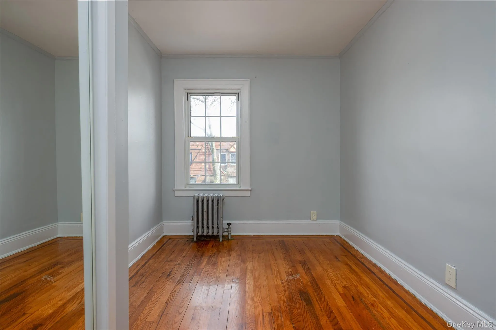 3rd Bedroom7'10" x 10'9" 3rd Bedroom7'10" x 10'9"
