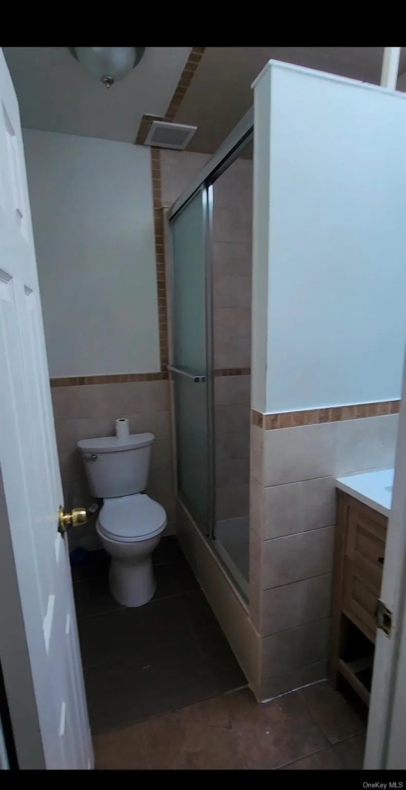 120-15 Jamaica Ave, New York, NY, 2 Bedrooms Bedrooms, 5 Rooms Rooms,1 BathroomBathrooms,Residential Lease,For Rent,Jamaica Ave,0,990077 120-15 Jamaica Ave, New York, NY, 2 Bedrooms Bedrooms, 5 Rooms Rooms,1 BathroomBathrooms,Residential Lease,For Rent,Jamaica Ave,0,990077