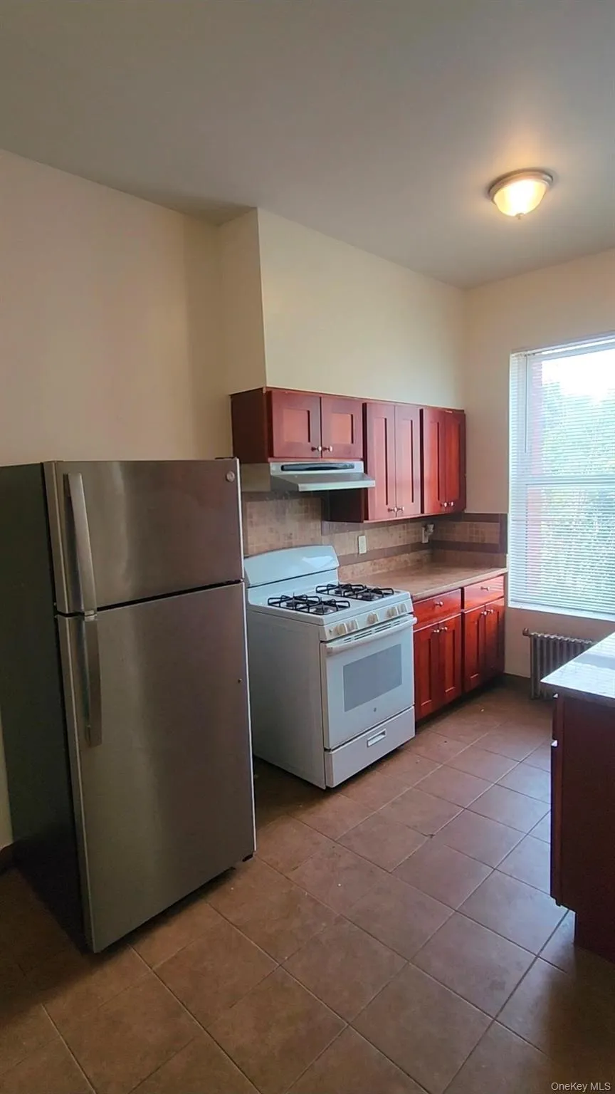 120-15 Jamaica Ave, New York, NY, 2 Bedrooms Bedrooms, 5 Rooms Rooms,1 BathroomBathrooms,Residential Lease,For Rent,Jamaica Ave,0,990077 120-15 Jamaica Ave, New York, NY, 2 Bedrooms Bedrooms, 5 Rooms Rooms,1 BathroomBathrooms,Residential Lease,For Rent,Jamaica Ave,0,990077