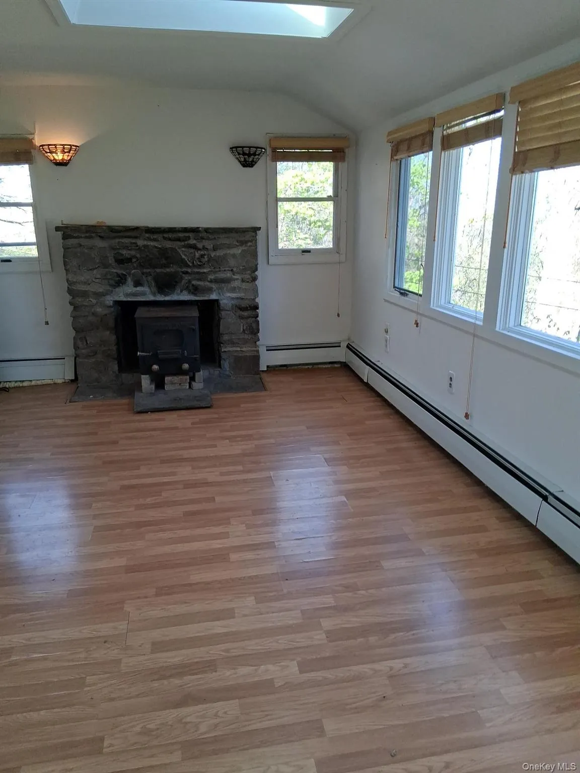 20 OAKWOOD Trail, Blooming Grove, NY, 2 Bedrooms Bedrooms, 4 Rooms Rooms,1 BathroomBathrooms,Residential,For Rent,OAKWOOD,0,990080 20 OAKWOOD Trail, Blooming Grove, NY, 2 Bedrooms Bedrooms, 4 Rooms Rooms,1 BathroomBathrooms,Residential,For Rent,OAKWOOD,0,990080