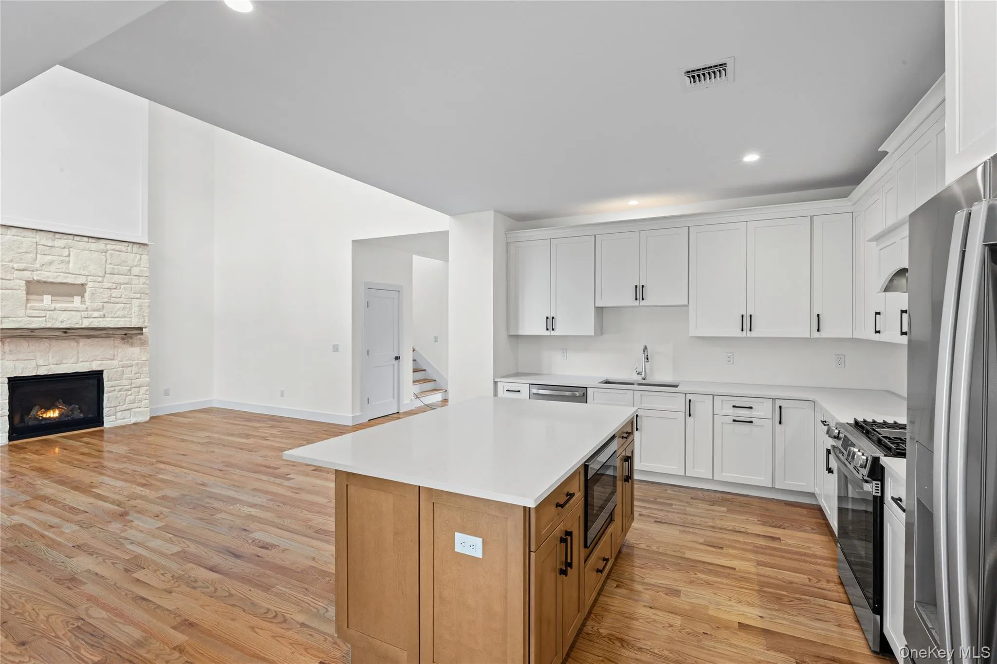 7 Jersey Avenue, Brookhaven, NY, 4 Bedrooms Bedrooms, 7 Rooms Rooms,2 BathroomsBathrooms,Residential,For Rent,Jersey,0,990098 7 Jersey Avenue, Brookhaven, NY, 4 Bedrooms Bedrooms, 7 Rooms Rooms,2 BathroomsBathrooms,Residential,For Rent,Jersey,0,990098