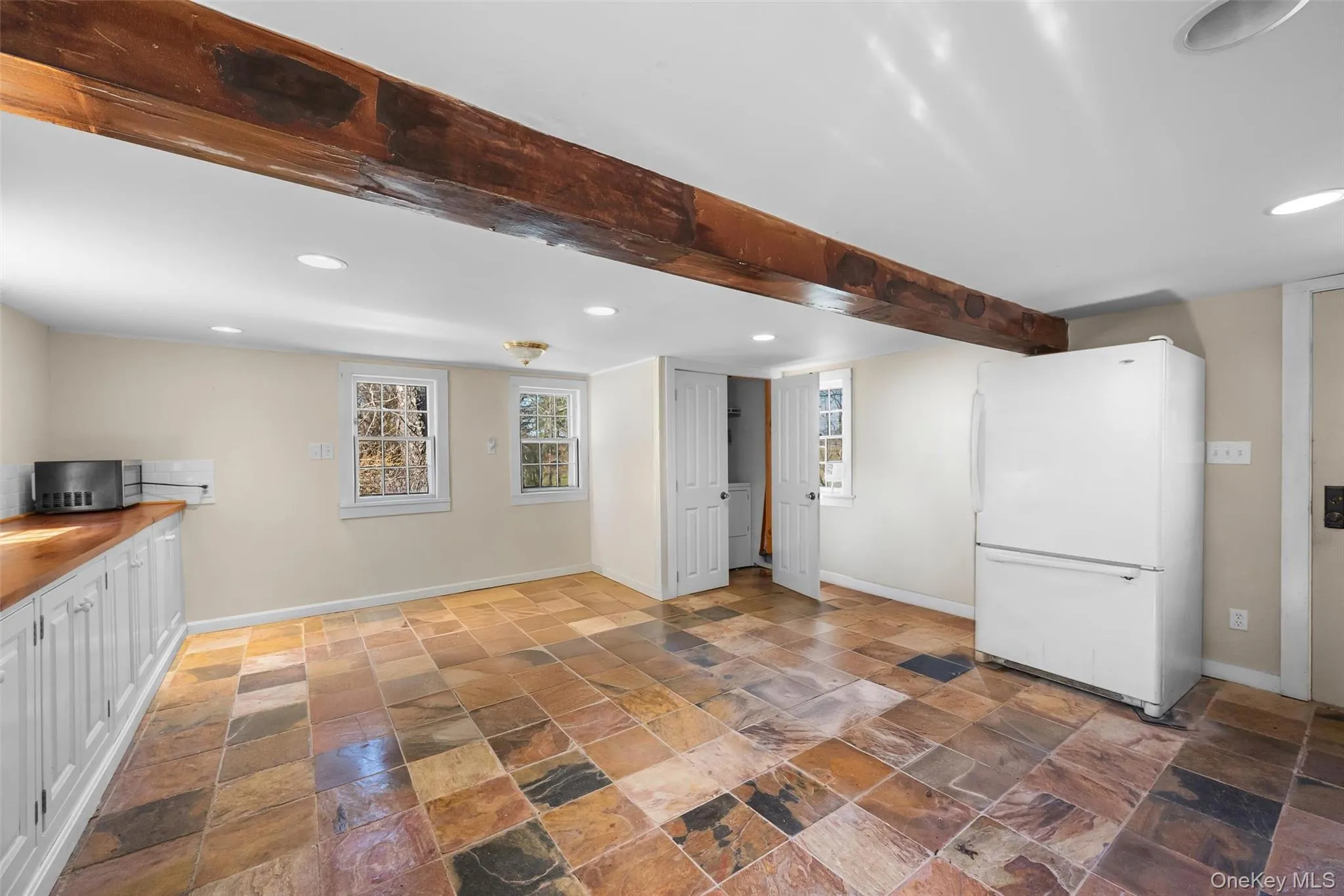 75 Old Minisink Trail, Goshen, NY, 6 Bedrooms Bedrooms, 12 Rooms Rooms,4 BathroomsBathrooms,Residential,For Rent,Old Minisink,0,990104 75 Old Minisink Trail, Goshen, NY, 6 Bedrooms Bedrooms, 12 Rooms Rooms,4 BathroomsBathrooms,Residential,For Rent,Old Minisink,0,990104