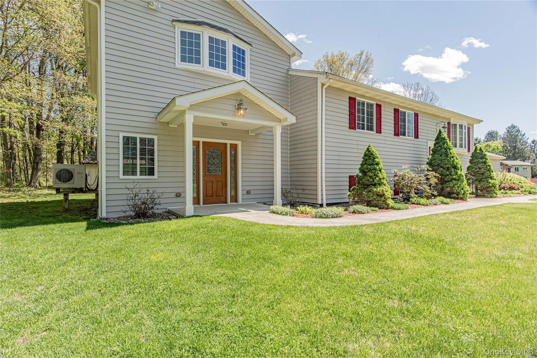 1 Paulette Lane, Wappinger, NY, 4 Bedrooms Bedrooms, 12 Rooms Rooms,3 BathroomsBathrooms,Residential,For Rent,Paulette,0,990113 1 Paulette Lane, Wappinger, NY, 4 Bedrooms Bedrooms, 12 Rooms Rooms,3 BathroomsBathrooms,Residential,For Rent,Paulette,0,990113