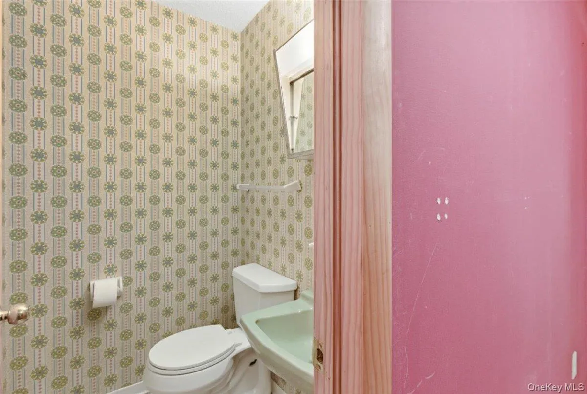 125 Reme Road, Lexington, NY, 3 Bedrooms Bedrooms, 10 Rooms Rooms,1 BathroomBathrooms,Residential,For Rent,Reme,0,990123 125 Reme Road, Lexington, NY, 3 Bedrooms Bedrooms, 10 Rooms Rooms,1 BathroomBathrooms,Residential,For Rent,Reme,0,990123