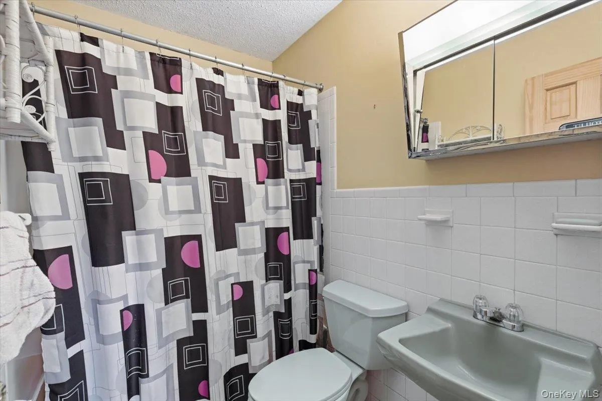 125 Reme Road, Lexington, NY, 3 Bedrooms Bedrooms, 10 Rooms Rooms,1 BathroomBathrooms,Residential,For Rent,Reme,0,990123 125 Reme Road, Lexington, NY, 3 Bedrooms Bedrooms, 10 Rooms Rooms,1 BathroomBathrooms,Residential,For Rent,Reme,0,990123