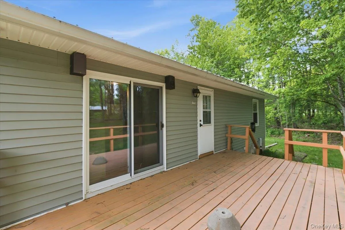 125 Reme Road, Lexington, NY, 3 Bedrooms Bedrooms, 10 Rooms Rooms,1 BathroomBathrooms,Residential,For Rent,Reme,0,990123 125 Reme Road, Lexington, NY, 3 Bedrooms Bedrooms, 10 Rooms Rooms,1 BathroomBathrooms,Residential,For Rent,Reme,0,990123