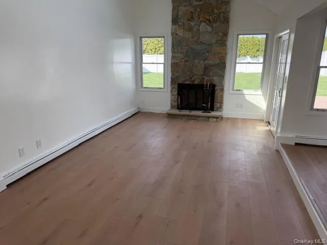 6 Hillview Court, Smithtown, NY, 3 Bedrooms Bedrooms, 8 Rooms Rooms,2 BathroomsBathrooms,Residential Lease,For Rent,Hillview,0,990124 6 Hillview Court, Smithtown, NY, 3 Bedrooms Bedrooms, 8 Rooms Rooms,2 BathroomsBathrooms,Residential Lease,For Rent,Hillview,0,990124