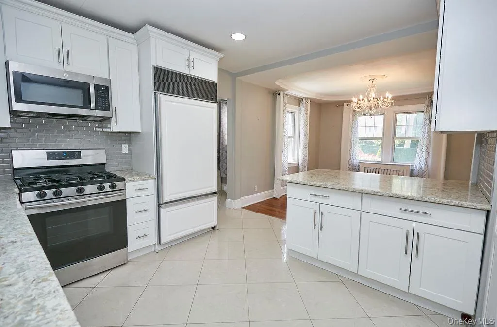 14 Redbrook Road, North Hempstead, NY, 3 Bedrooms Bedrooms, 9 Rooms Rooms,2 BathroomsBathrooms,Residential Lease,For Rent,Redbrook,0,990125 14 Redbrook Road, North Hempstead, NY, 3 Bedrooms Bedrooms, 9 Rooms Rooms,2 BathroomsBathrooms,Residential Lease,For Rent,Redbrook,0,990125