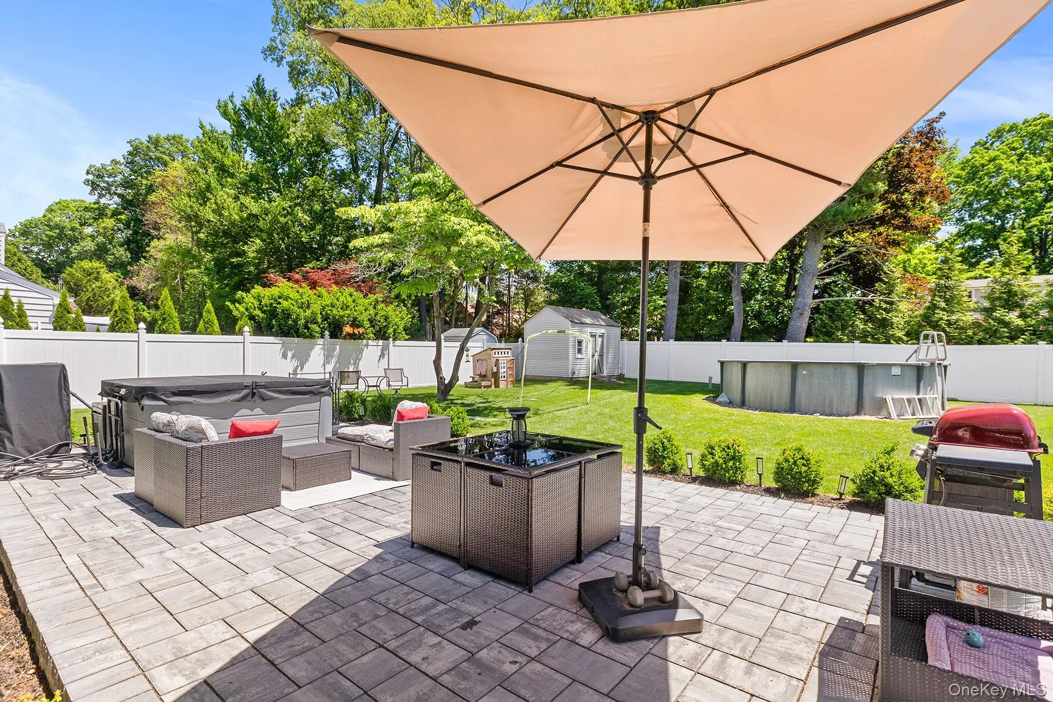 14 Edsall Avenue, Clarkstown, NY, 5 Bedrooms Bedrooms, 8 Rooms Rooms,2 BathroomsBathrooms,Residential,For Rent,Edsall,0,990139 14 Edsall Avenue, Clarkstown, NY, 5 Bedrooms Bedrooms, 8 Rooms Rooms,2 BathroomsBathrooms,Residential,For Rent,Edsall,0,990139