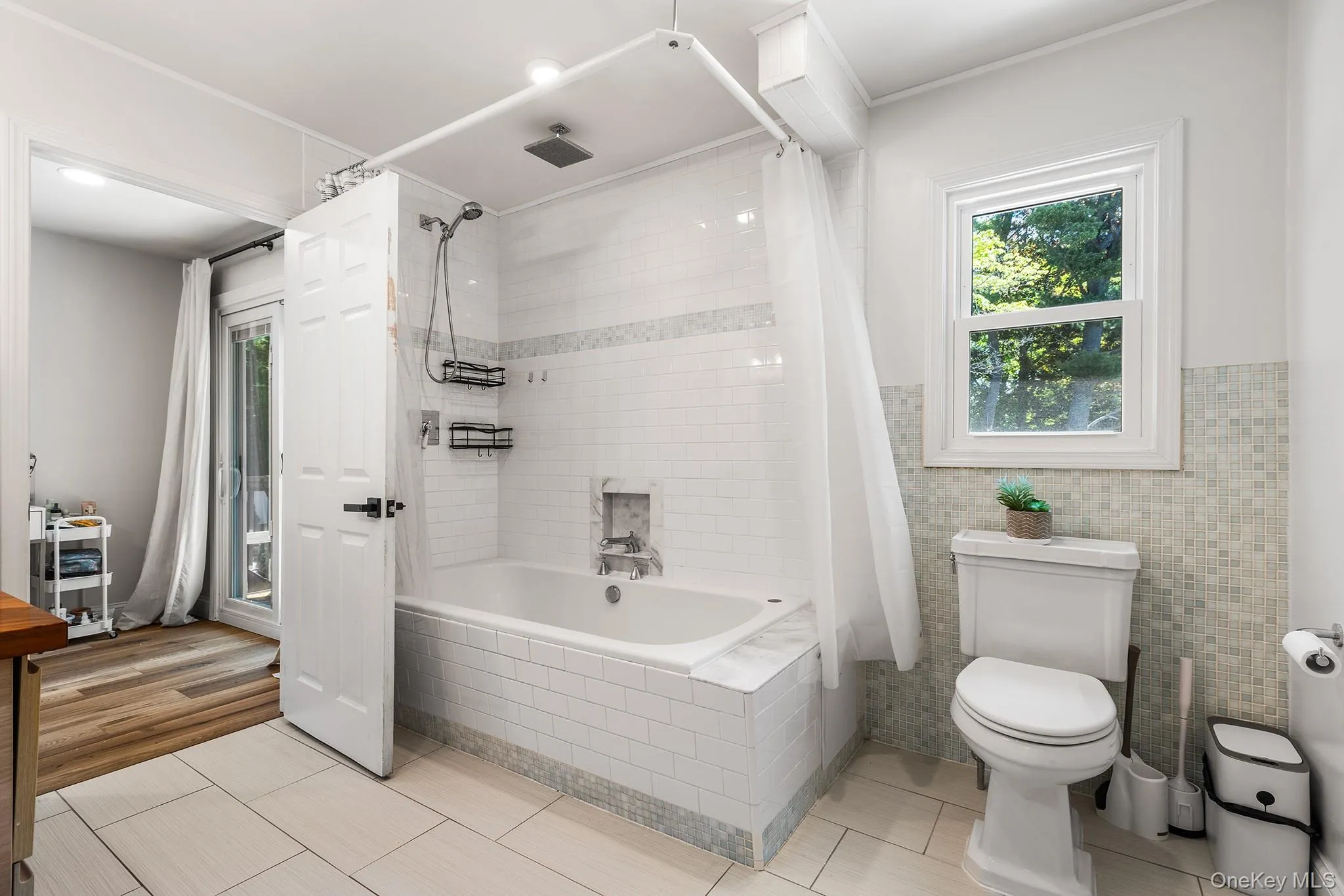 14 Edsall Avenue, Clarkstown, NY, 5 Bedrooms Bedrooms, 8 Rooms Rooms,2 BathroomsBathrooms,Residential,For Rent,Edsall,0,990139 14 Edsall Avenue, Clarkstown, NY, 5 Bedrooms Bedrooms, 8 Rooms Rooms,2 BathroomsBathrooms,Residential,For Rent,Edsall,0,990139