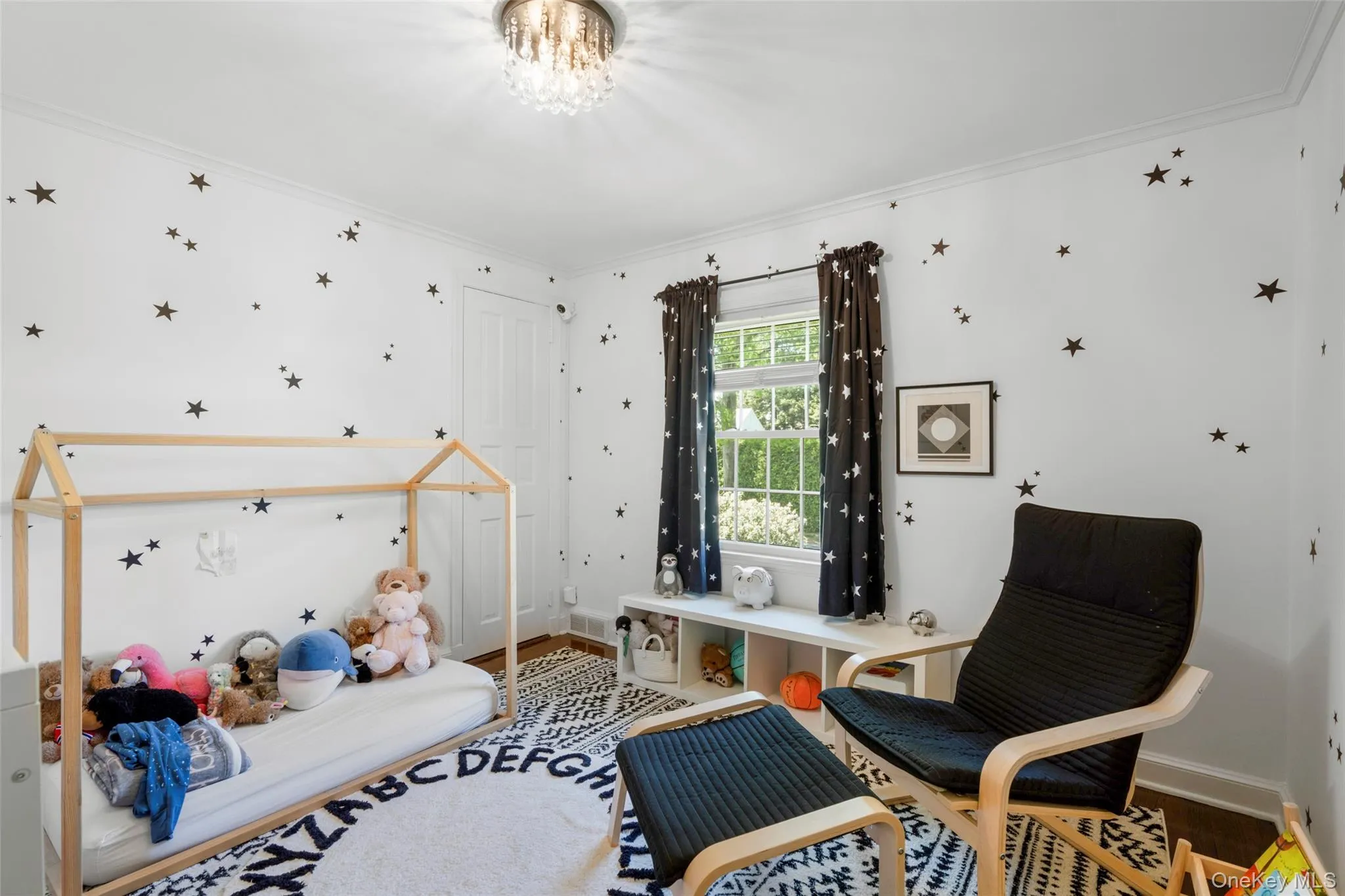 8 Church Lane, Scarsdale, NY, 5 Bedrooms Bedrooms, 12 Rooms Rooms,3 BathroomsBathrooms,Residential Lease,For Rent,Church,0,990140 8 Church Lane, Scarsdale, NY, 5 Bedrooms Bedrooms, 12 Rooms Rooms,3 BathroomsBathrooms,Residential Lease,For Rent,Church,0,990140