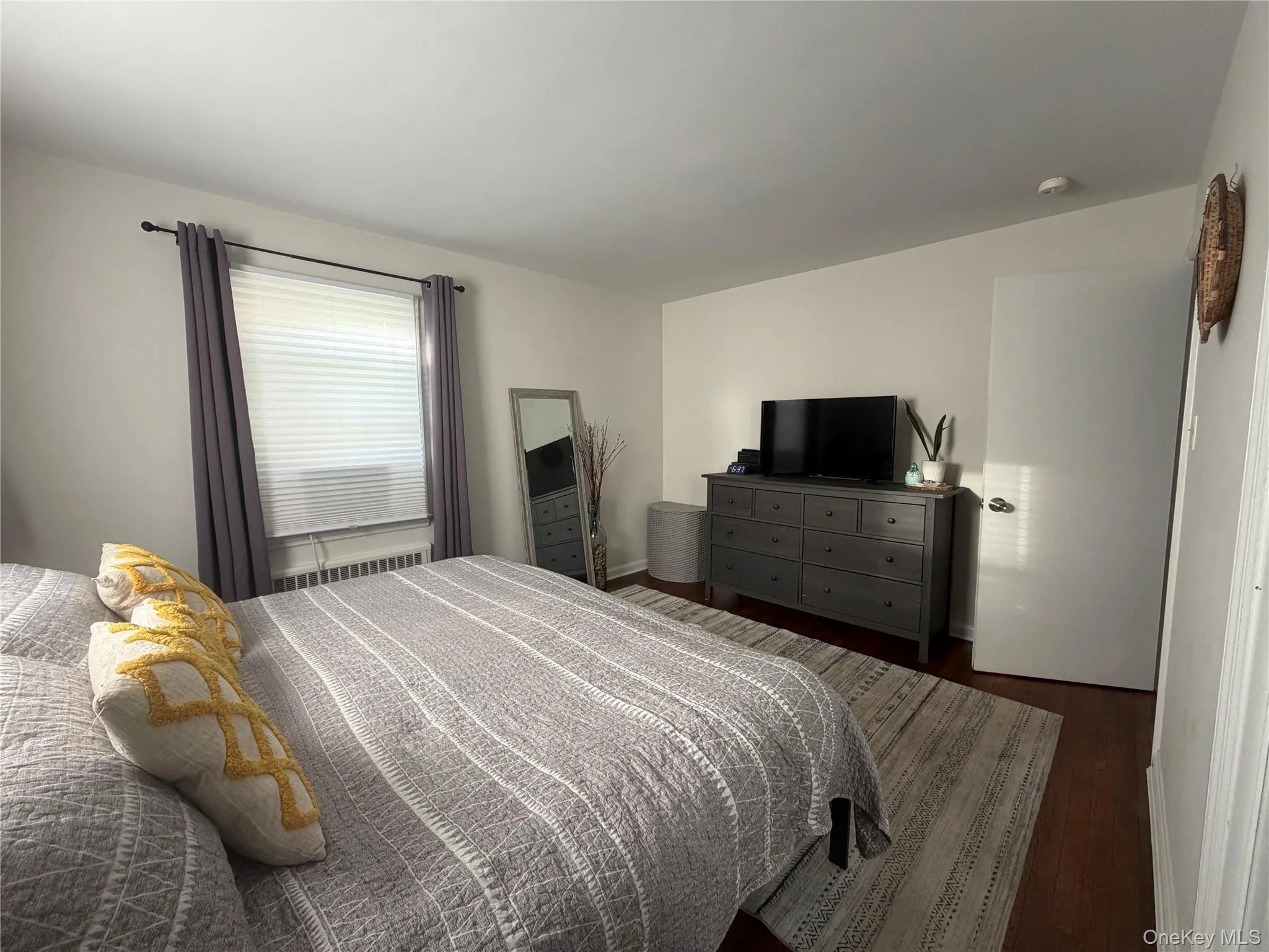135 Woolsey Avenue, Glen Cove, NY, 2 Bedrooms Bedrooms, 6 Rooms Rooms,1 BathroomBathrooms,Residential Lease,For Rent,Woolsey,0,990146 135 Woolsey Avenue, Glen Cove, NY, 2 Bedrooms Bedrooms, 6 Rooms Rooms,1 BathroomBathrooms,Residential Lease,For Rent,Woolsey,0,990146