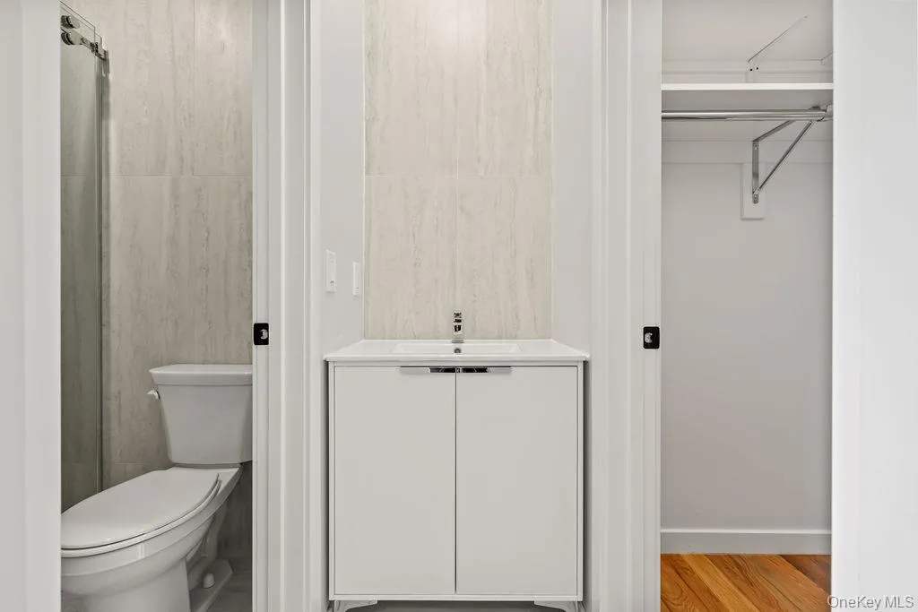 In-law suite Bathroom In-law suite Bathroom