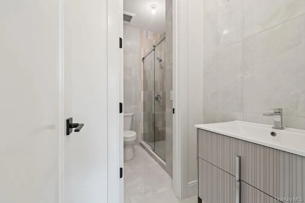 Bathroom #4 Bathroom #4