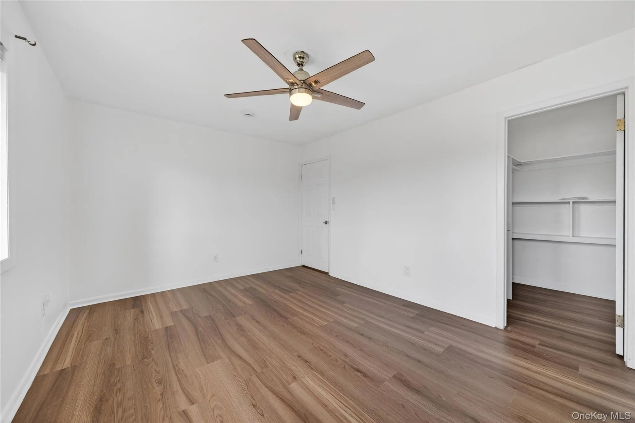 6 Charlotte Mews, Wallkill, NY, 3 Bedrooms Bedrooms, 8 Rooms Rooms,2 BathroomsBathrooms,Residential,For Rent,Charlotte,0,990169 6 Charlotte Mews, Wallkill, NY, 3 Bedrooms Bedrooms, 8 Rooms Rooms,2 BathroomsBathrooms,Residential,For Rent,Charlotte,0,990169