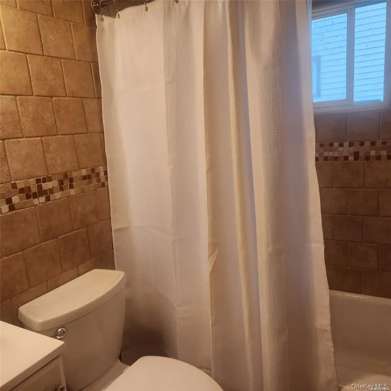 30 Montgomery Avenue, Hempstead, NY, 4 Bedrooms Bedrooms, 6 Rooms Rooms,2 BathroomsBathrooms,Residential Lease,For Rent,Montgomery,0,990170 30 Montgomery Avenue, Hempstead, NY, 4 Bedrooms Bedrooms, 6 Rooms Rooms,2 BathroomsBathrooms,Residential Lease,For Rent,Montgomery,0,990170
