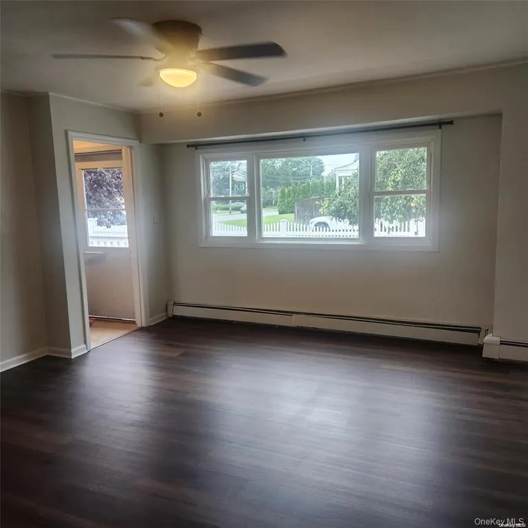 30 Montgomery Avenue, Hempstead, NY, 4 Bedrooms Bedrooms, 6 Rooms Rooms,2 BathroomsBathrooms,Residential Lease,For Rent,Montgomery,0,990170 30 Montgomery Avenue, Hempstead, NY, 4 Bedrooms Bedrooms, 6 Rooms Rooms,2 BathroomsBathrooms,Residential Lease,For Rent,Montgomery,0,990170