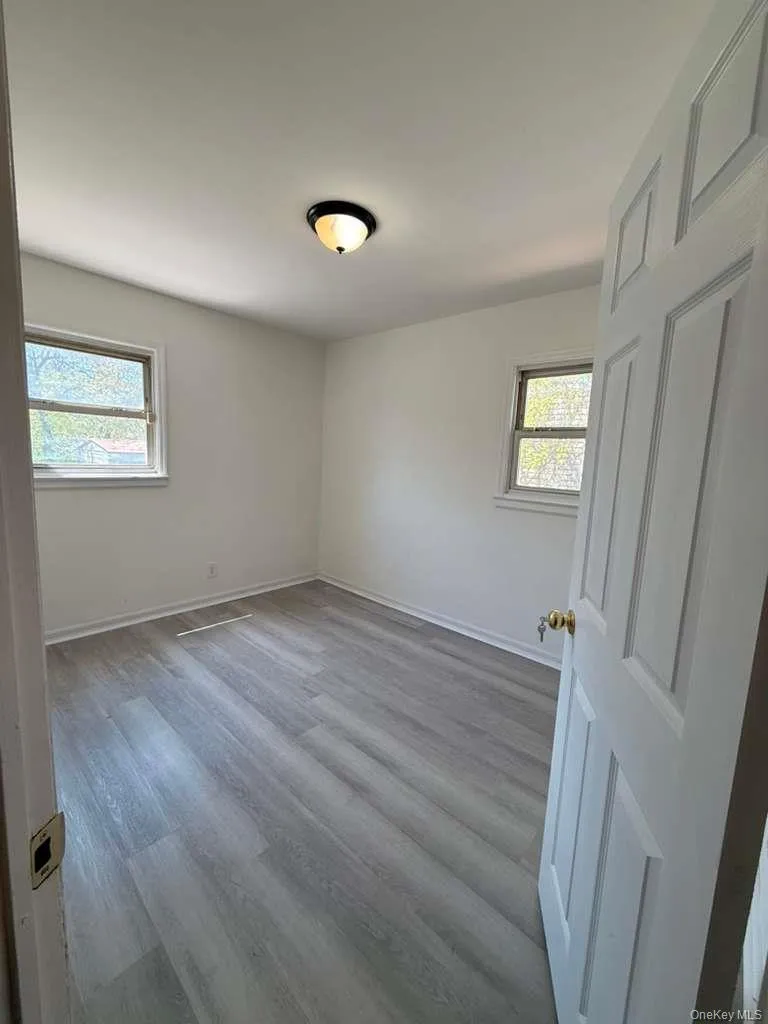 120-54 194th Street, New York, NY, 3 Bedrooms Bedrooms, 5 Rooms Rooms,1 BathroomBathrooms,Residential Lease,For Rent,194th,0,990181 120-54 194th Street, New York, NY, 3 Bedrooms Bedrooms, 5 Rooms Rooms,1 BathroomBathrooms,Residential Lease,For Rent,194th,0,990181