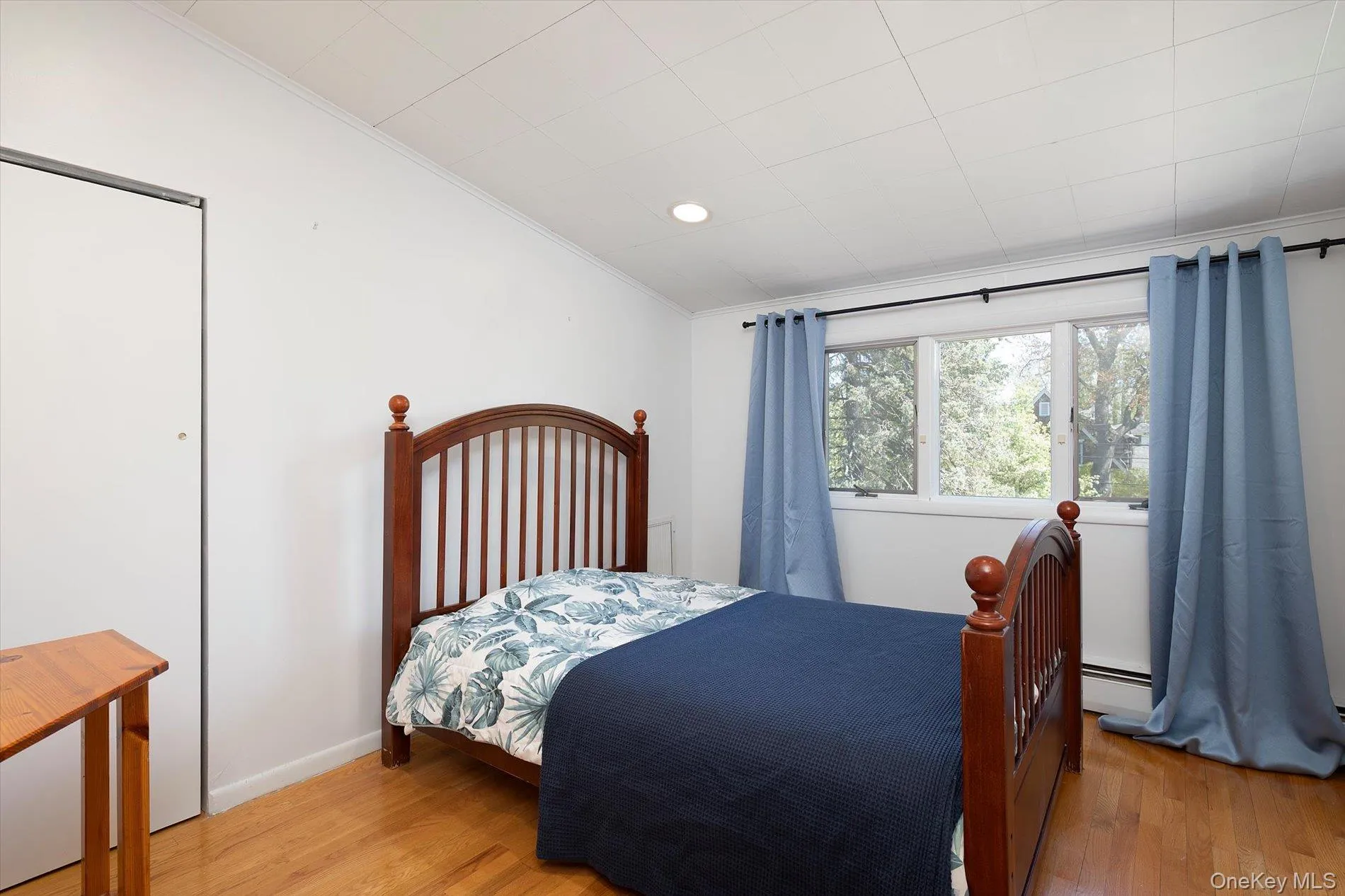 7 Elliot Road, North Hempstead, NY, 6 Bedrooms Bedrooms, 11 Rooms Rooms,3 BathroomsBathrooms,Residential,For Rent,Elliot,0,990188 7 Elliot Road, North Hempstead, NY, 6 Bedrooms Bedrooms, 11 Rooms Rooms,3 BathroomsBathrooms,Residential,For Rent,Elliot,0,990188