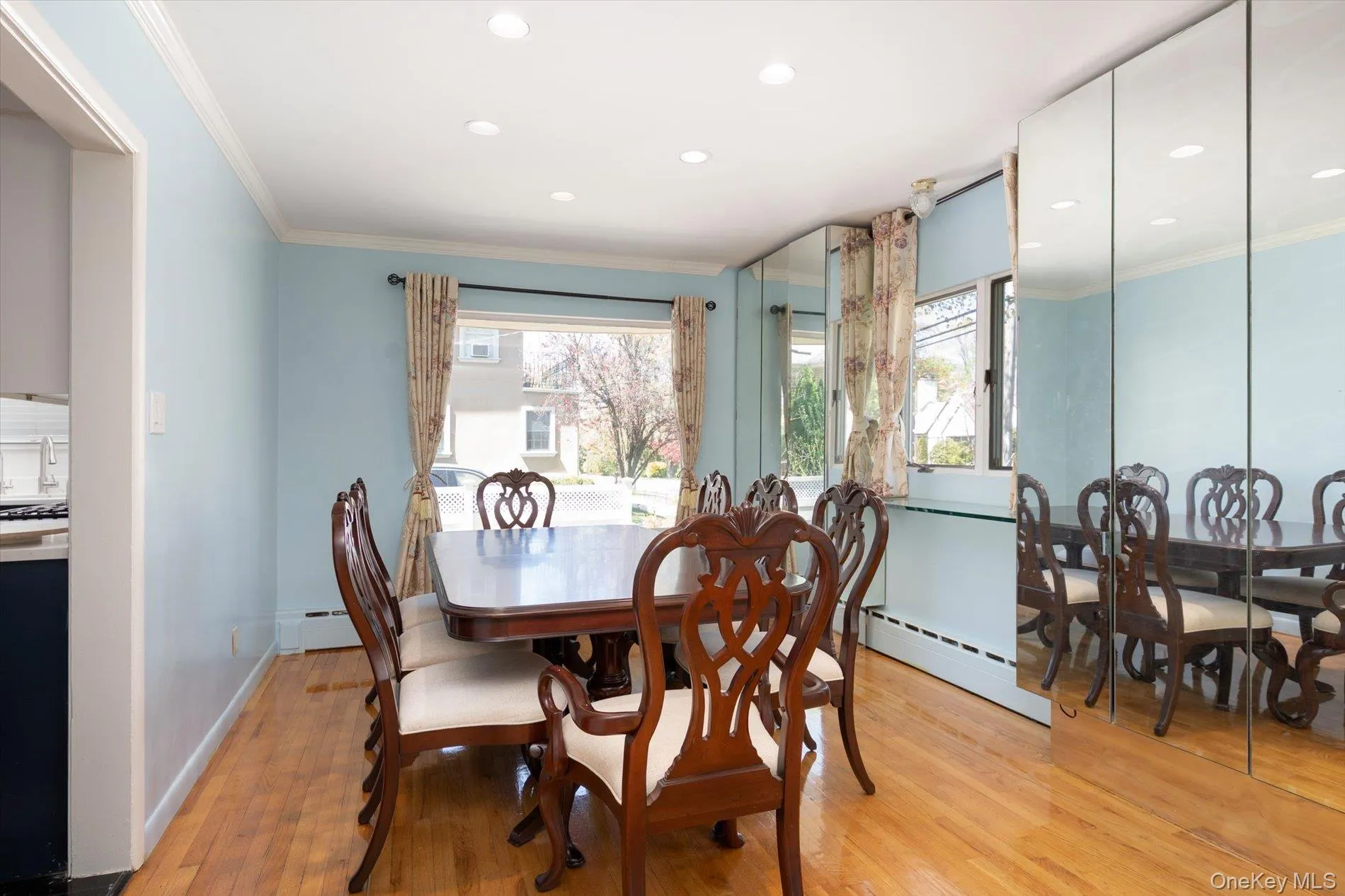 7 Elliot Road, North Hempstead, NY, 6 Bedrooms Bedrooms, 11 Rooms Rooms,3 BathroomsBathrooms,Residential,For Rent,Elliot,0,990188 7 Elliot Road, North Hempstead, NY, 6 Bedrooms Bedrooms, 11 Rooms Rooms,3 BathroomsBathrooms,Residential,For Rent,Elliot,0,990188