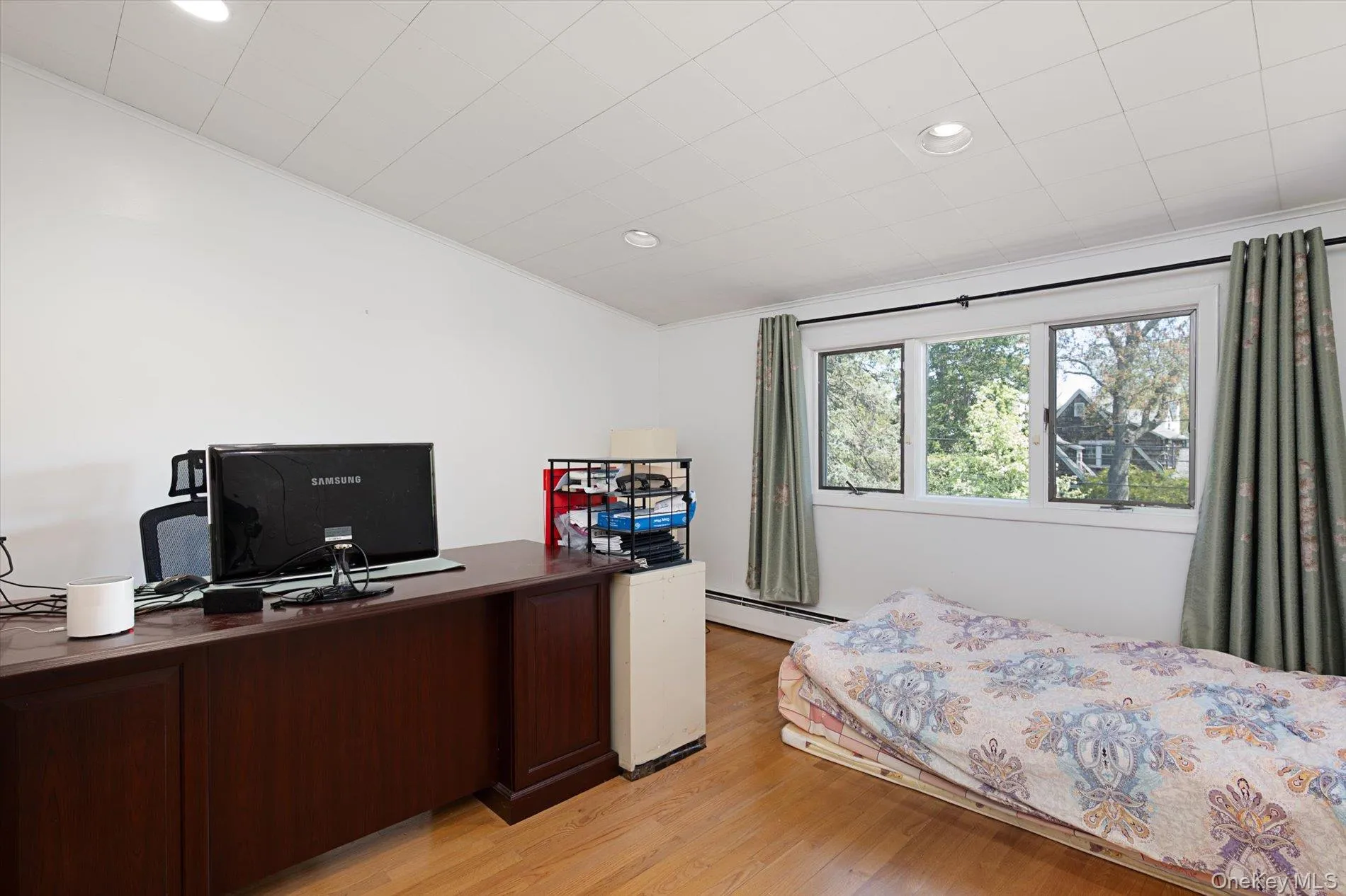 7 Elliot Road, North Hempstead, NY, 6 Bedrooms Bedrooms, 11 Rooms Rooms,3 BathroomsBathrooms,Residential,For Rent,Elliot,0,990188 7 Elliot Road, North Hempstead, NY, 6 Bedrooms Bedrooms, 11 Rooms Rooms,3 BathroomsBathrooms,Residential,For Rent,Elliot,0,990188
