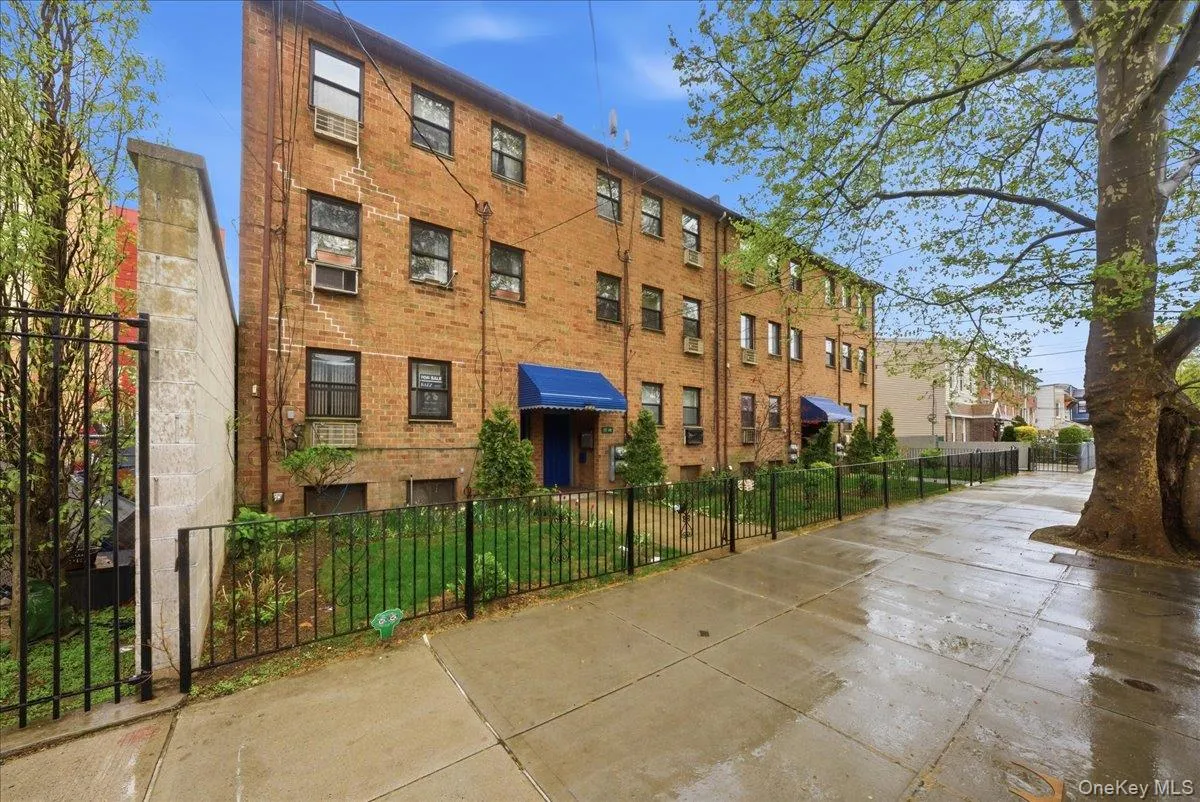 9748 91st Street, New York, NY, 2 Bedrooms Bedrooms, 6 Rooms Rooms,2 BathroomsBathrooms,Residential,For Rent,91st,0,990206 9748 91st Street, New York, NY, 2 Bedrooms Bedrooms, 6 Rooms Rooms,2 BathroomsBathrooms,Residential,For Rent,91st,0,990206