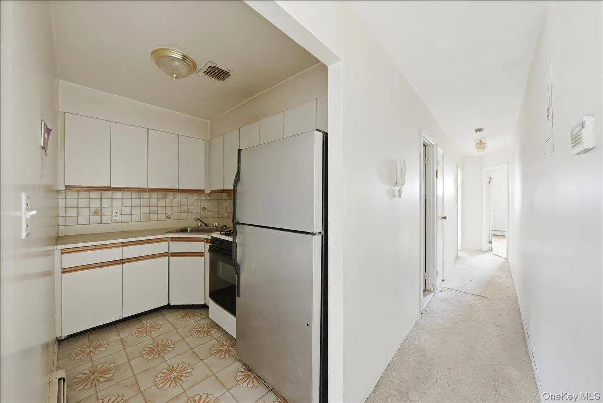 9748 91st Street, New York, NY, 2 Bedrooms Bedrooms, 6 Rooms Rooms,2 BathroomsBathrooms,Residential,For Rent,91st,0,990206 9748 91st Street, New York, NY, 2 Bedrooms Bedrooms, 6 Rooms Rooms,2 BathroomsBathrooms,Residential,For Rent,91st,0,990206