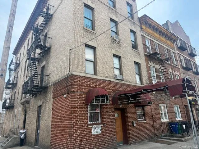 2476 Arthur Avenue, New York, NY, ,Commercial Lease,For Rent,Arthur,0,990209 2476 Arthur Avenue, New York, NY, ,Commercial Lease,For Rent,Arthur,0,990209