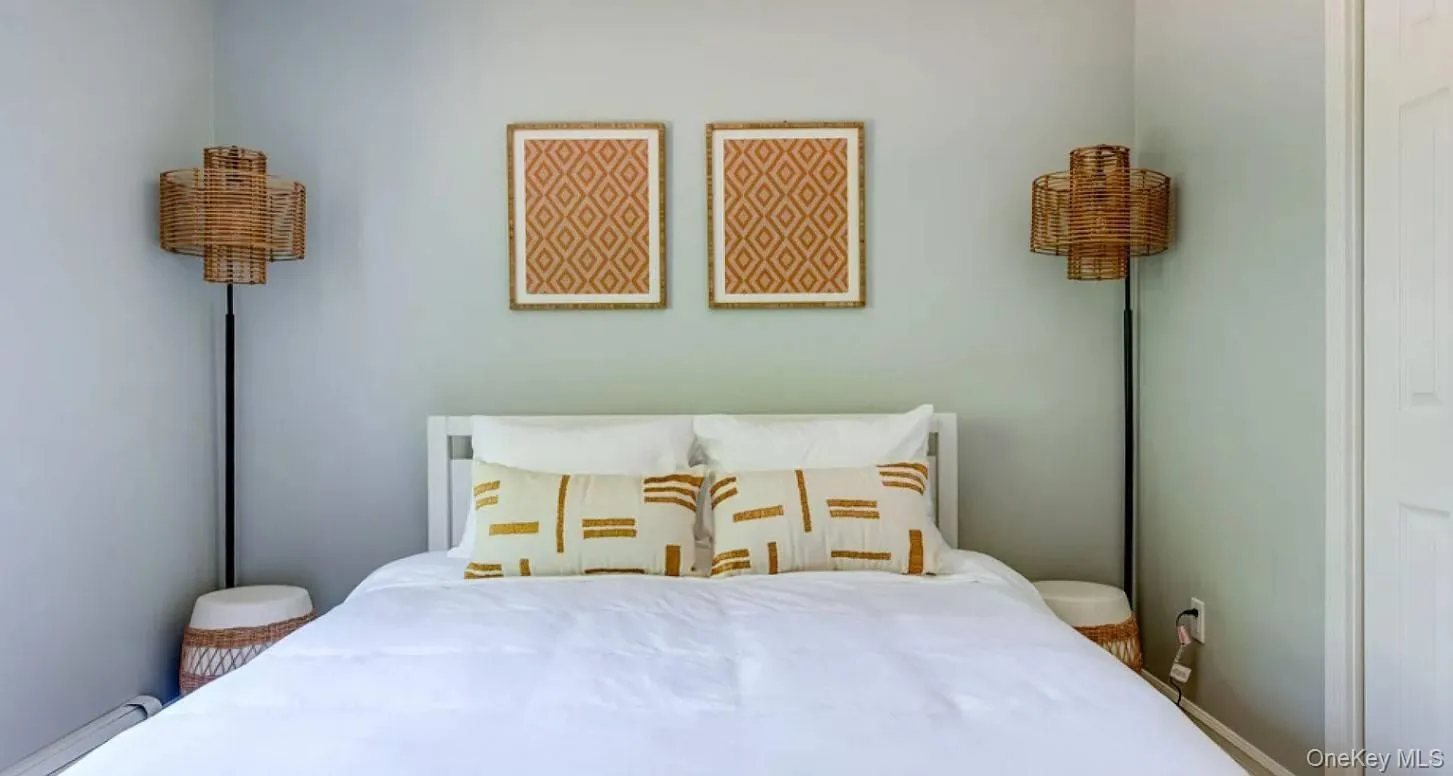 36 Charla Drive, Southampton, NY, 6 Bedrooms Bedrooms, 15 Rooms Rooms,6 BathroomsBathrooms,Residential,For Rent,Charla,0,990217 36 Charla Drive, Southampton, NY, 6 Bedrooms Bedrooms, 15 Rooms Rooms,6 BathroomsBathrooms,Residential,For Rent,Charla,0,990217