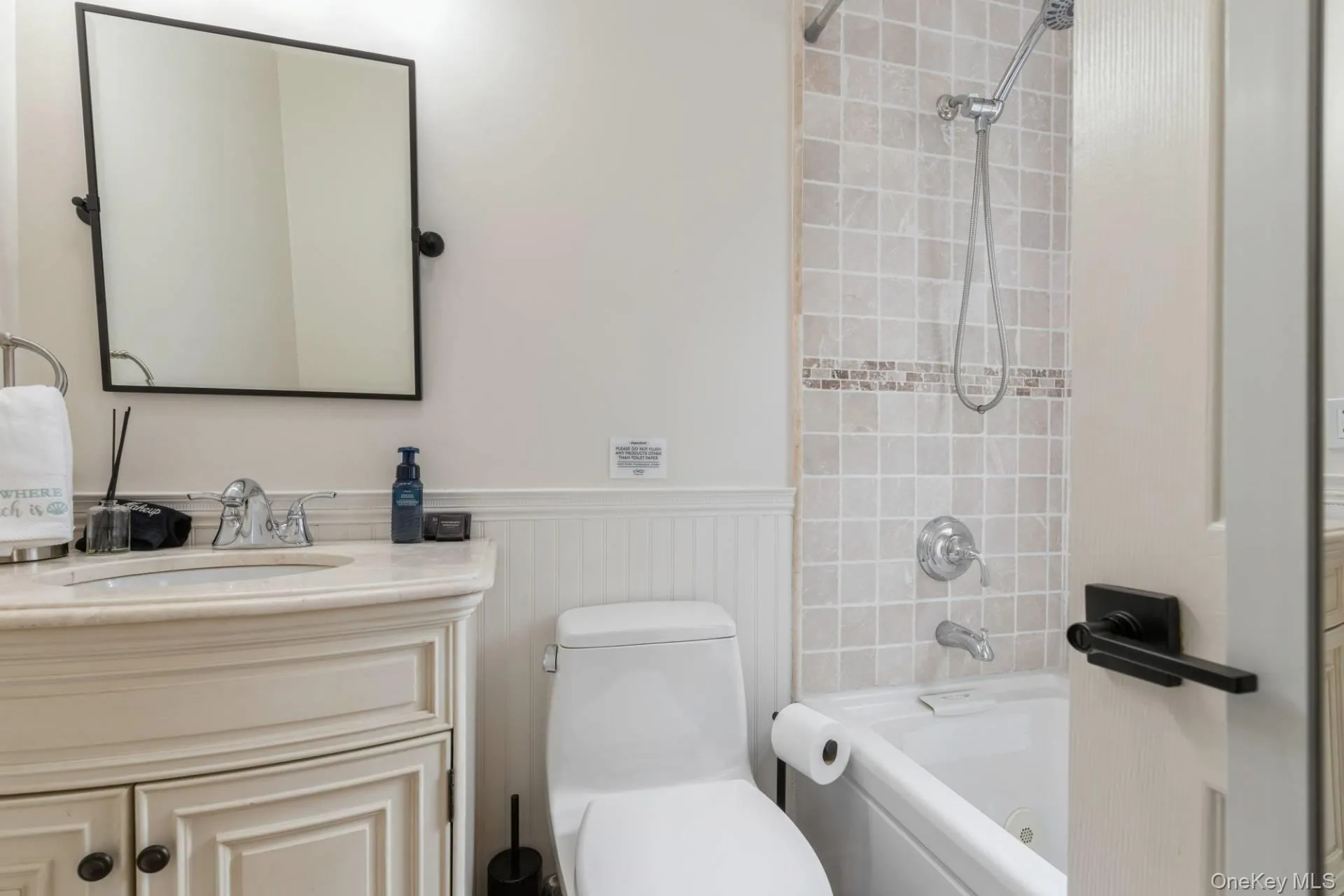 36 Charla Drive, Southampton, NY, 6 Bedrooms Bedrooms, 15 Rooms Rooms,6 BathroomsBathrooms,Residential,For Rent,Charla,0,990217 36 Charla Drive, Southampton, NY, 6 Bedrooms Bedrooms, 15 Rooms Rooms,6 BathroomsBathrooms,Residential,For Rent,Charla,0,990217