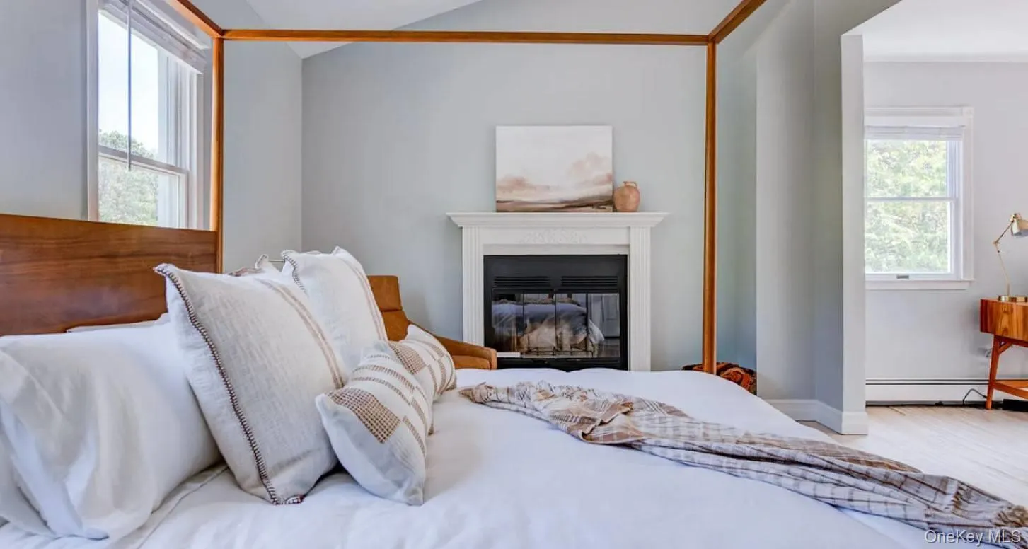 36 Charla Drive, Southampton, NY, 6 Bedrooms Bedrooms, 15 Rooms Rooms,6 BathroomsBathrooms,Residential,For Rent,Charla,0,990217 36 Charla Drive, Southampton, NY, 6 Bedrooms Bedrooms, 15 Rooms Rooms,6 BathroomsBathrooms,Residential,For Rent,Charla,0,990217