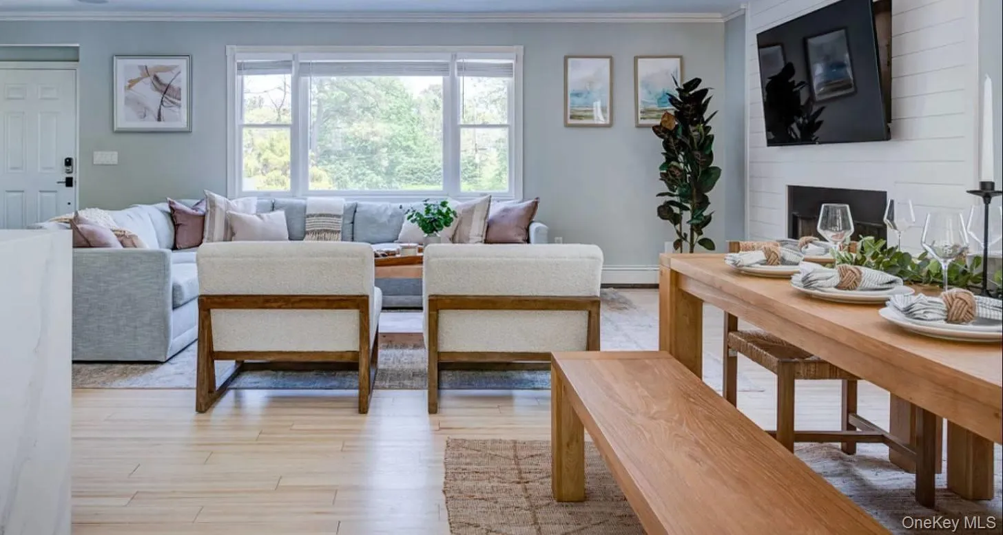 36 Charla Drive, Southampton, NY, 6 Bedrooms Bedrooms, 15 Rooms Rooms,6 BathroomsBathrooms,Residential,For Rent,Charla,0,990217 36 Charla Drive, Southampton, NY, 6 Bedrooms Bedrooms, 15 Rooms Rooms,6 BathroomsBathrooms,Residential,For Rent,Charla,0,990217