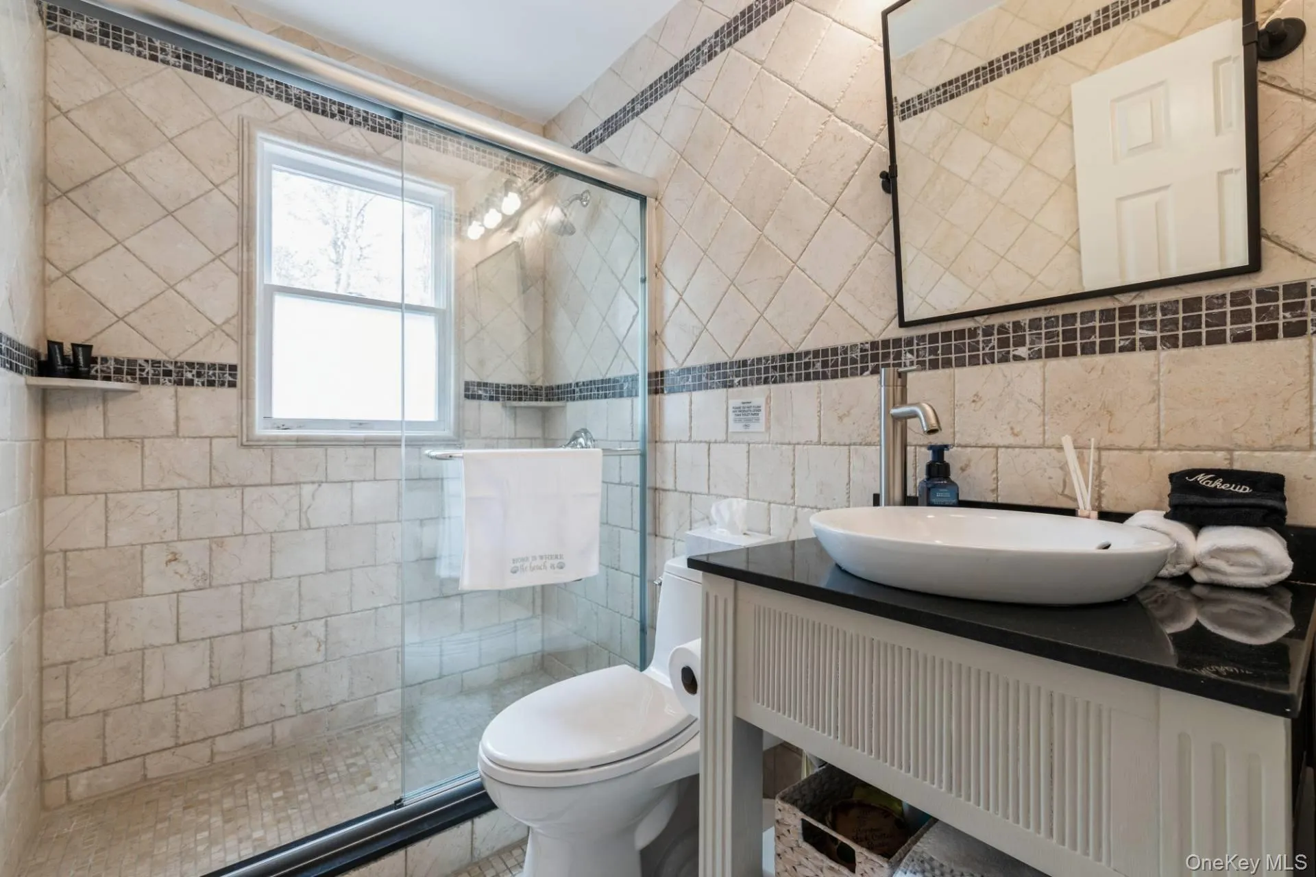 36 Charla Drive, Southampton, NY, 6 Bedrooms Bedrooms, 15 Rooms Rooms,6 BathroomsBathrooms,Residential,For Rent,Charla,0,990217 36 Charla Drive, Southampton, NY, 6 Bedrooms Bedrooms, 15 Rooms Rooms,6 BathroomsBathrooms,Residential,For Rent,Charla,0,990217