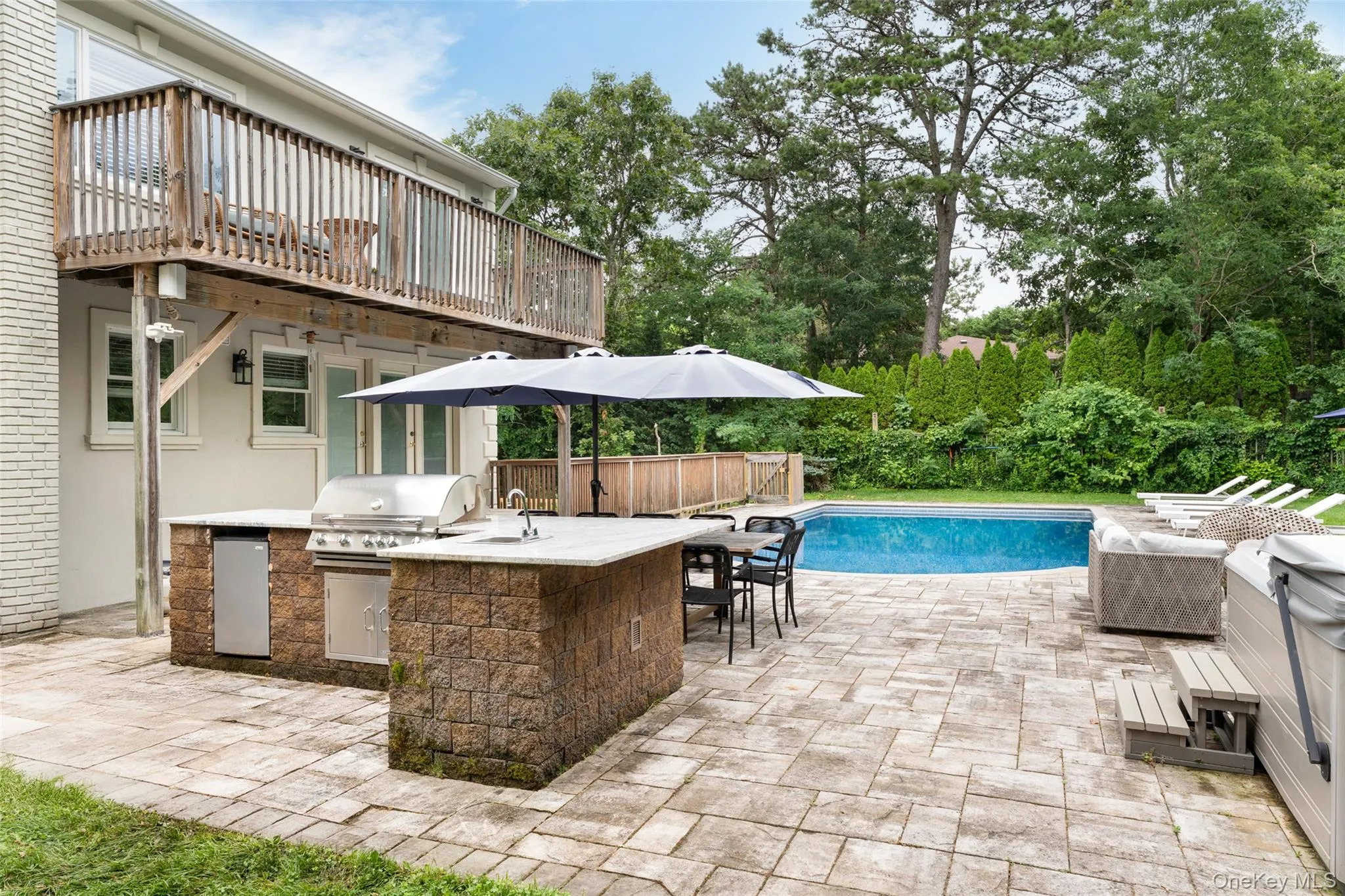 36 Charla Drive, Southampton, NY, 6 Bedrooms Bedrooms, 15 Rooms Rooms,6 BathroomsBathrooms,Residential,For Rent,Charla,0,990217 36 Charla Drive, Southampton, NY, 6 Bedrooms Bedrooms, 15 Rooms Rooms,6 BathroomsBathrooms,Residential,For Rent,Charla,0,990217
