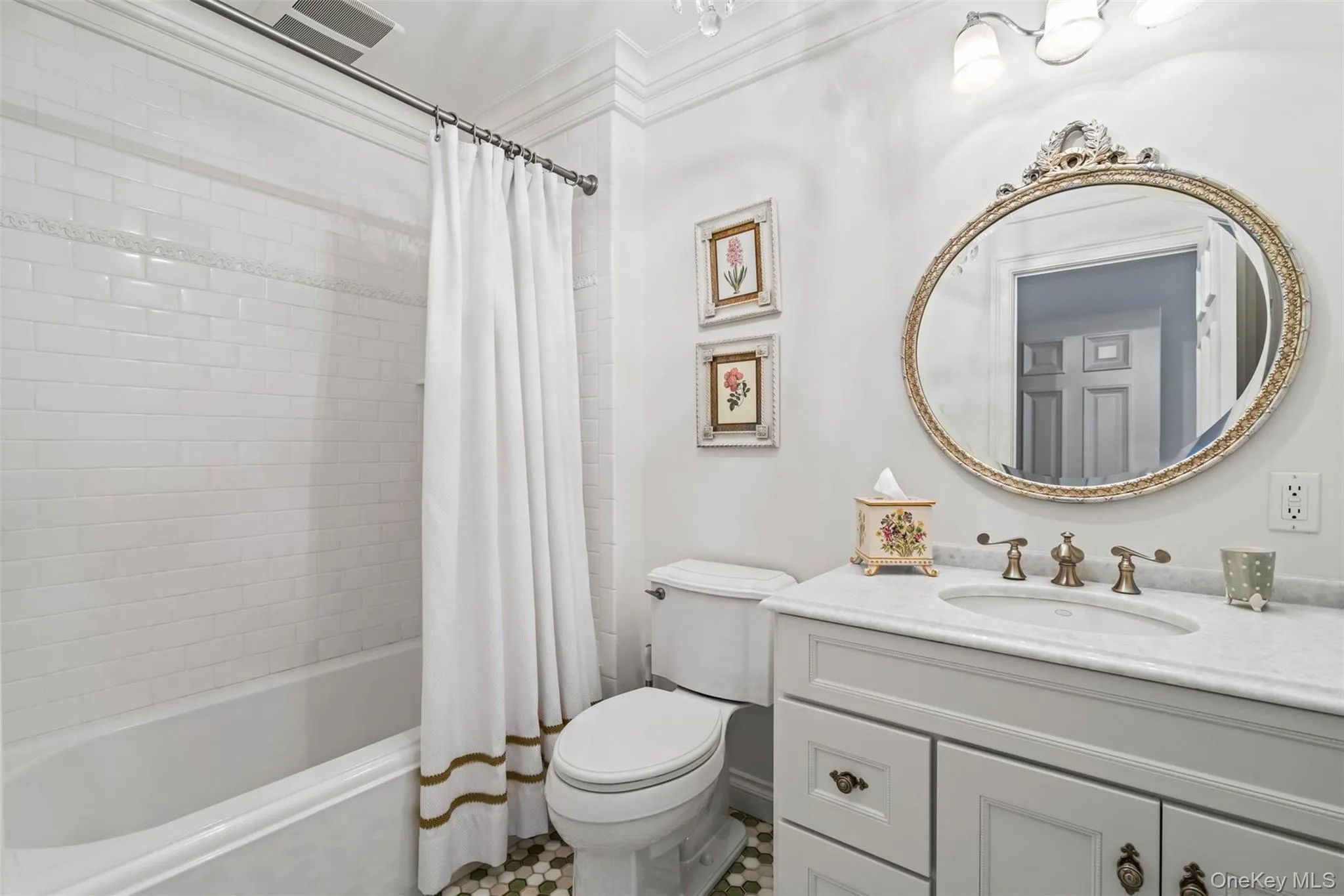 Ensuite Bath- Radiant Heat Ensuite Bath- Radiant Heat
