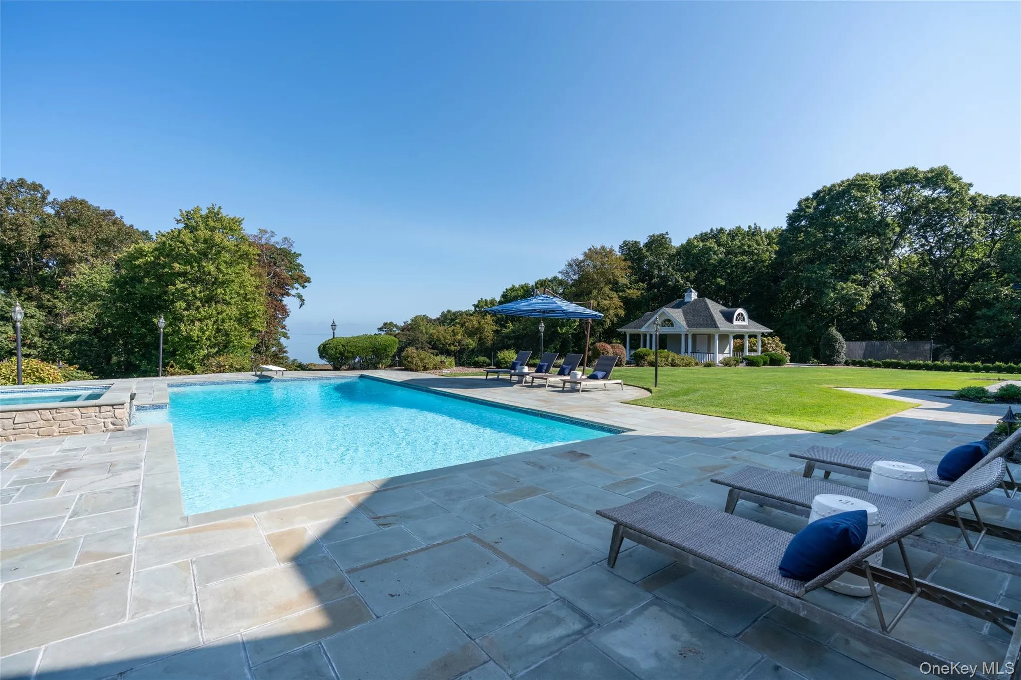 Heated Gunite pool Heated Gunite pool